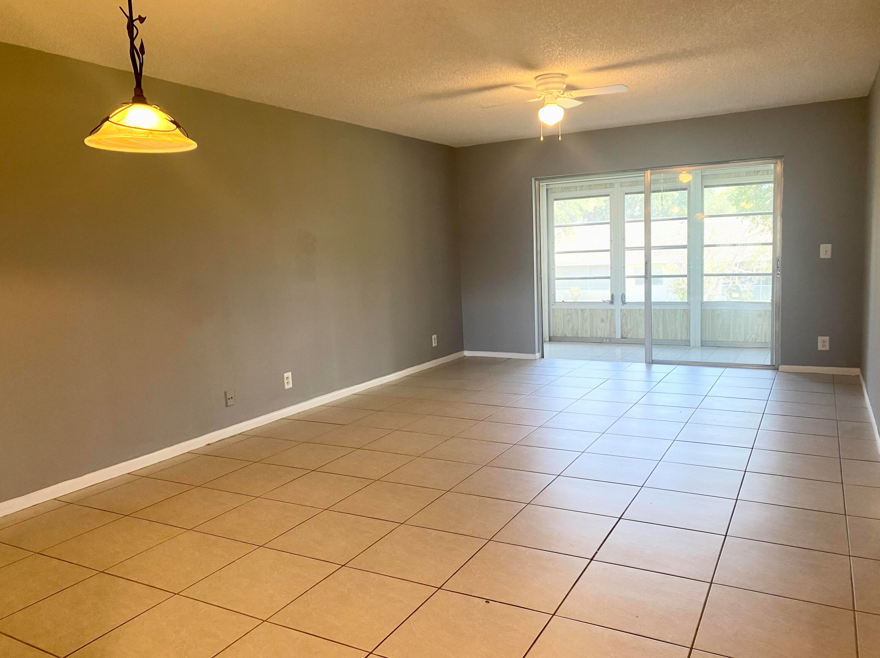 2800 Fiore Way Apt 203, Delray Beach, FL 33445