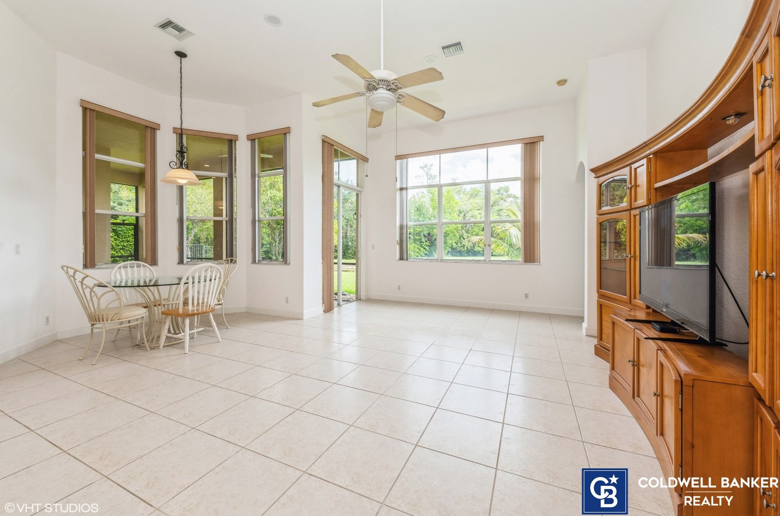 10207 Cypress Lk Preserve Dr, Lake Worth FL 33449-4607 exterior