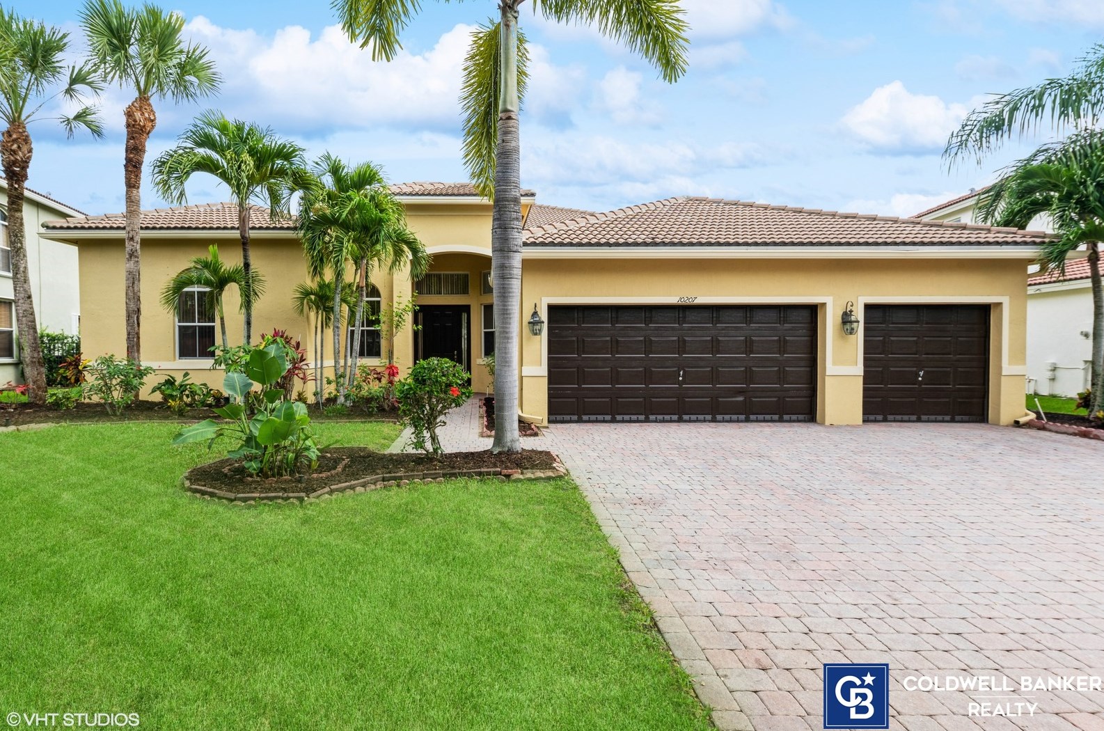 10207 Cypress Lakes Preserve Dr, Lake Worth, FL 33449-4608
