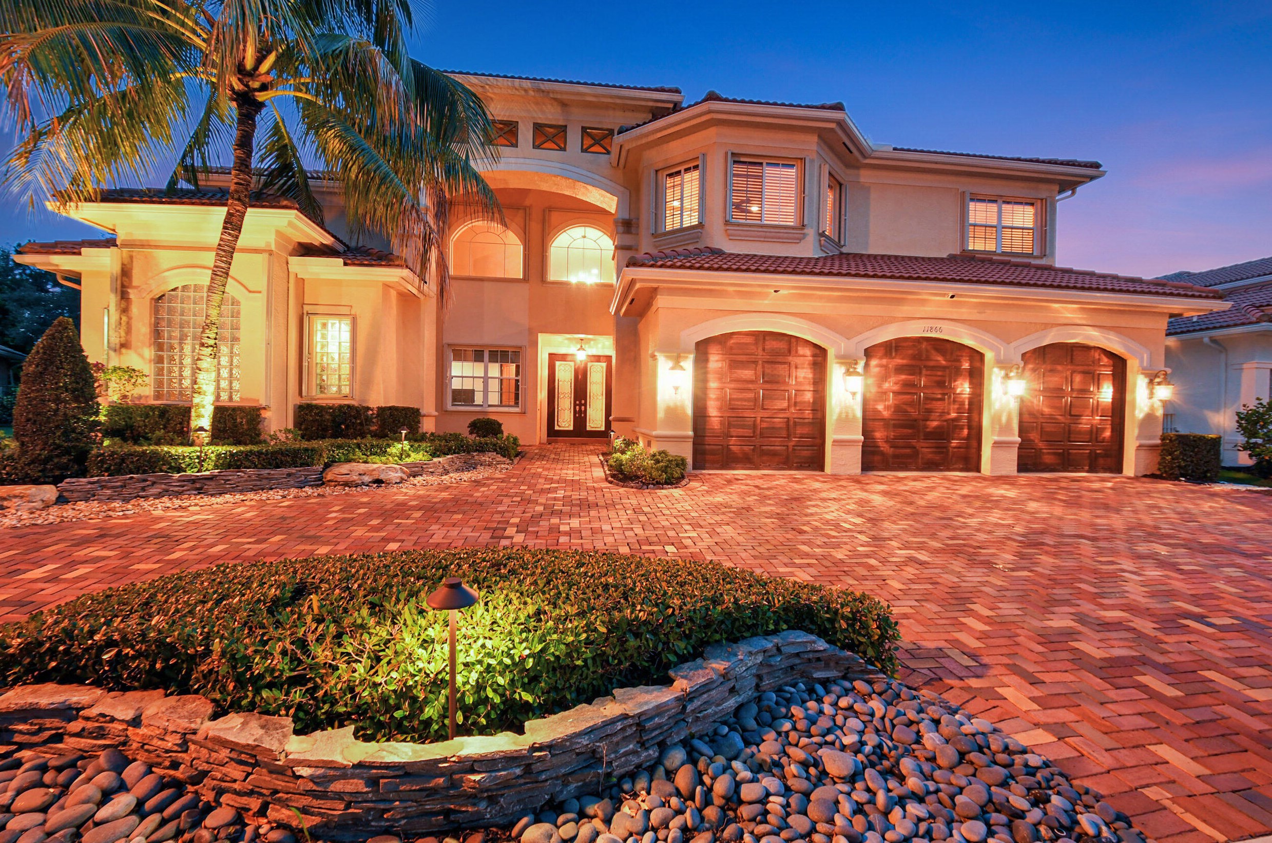 11866 Windmill Lake Dr, Boynton Beach, FL 33473