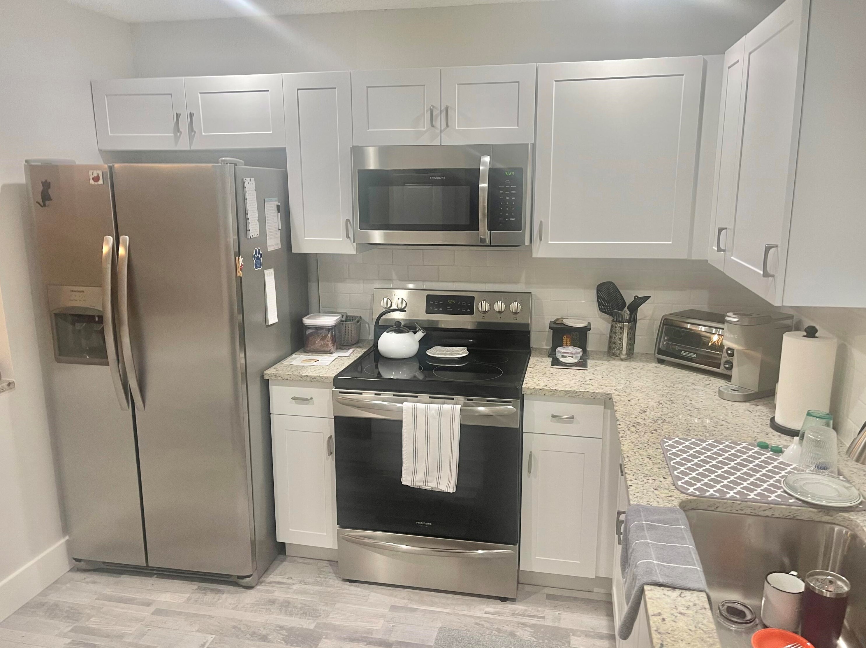 113 Amherst Ln, Lake Worth, FL 33467-2621