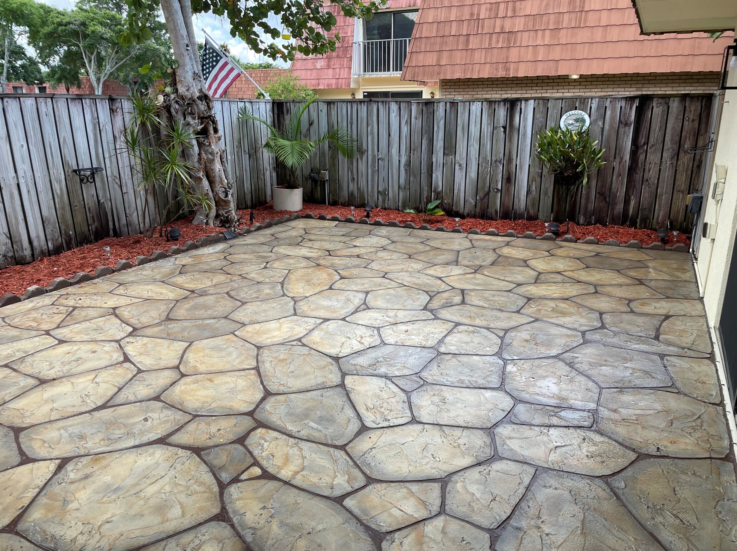 109 Buttonwood Ln, Boynton Beach, FL 33436