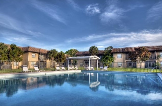 6772 Palmetto Cir S #206, Boca Raton, FL 33433