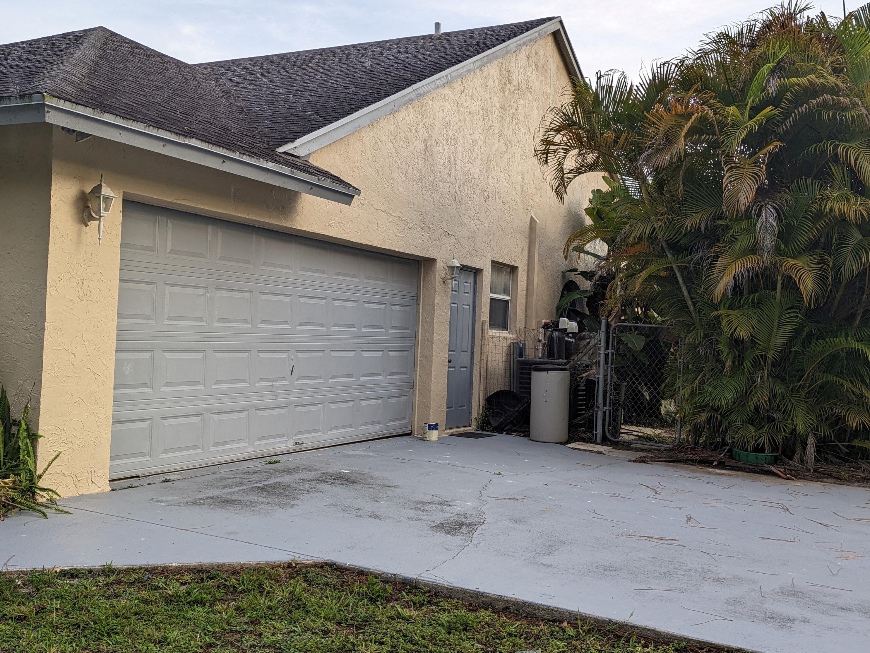 15057 77th Pl, Town of Loxahatchee Groves, FL 33470