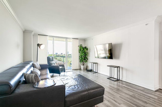 99 Se Mizner Blvd #609, Boca Raton, FL 33432