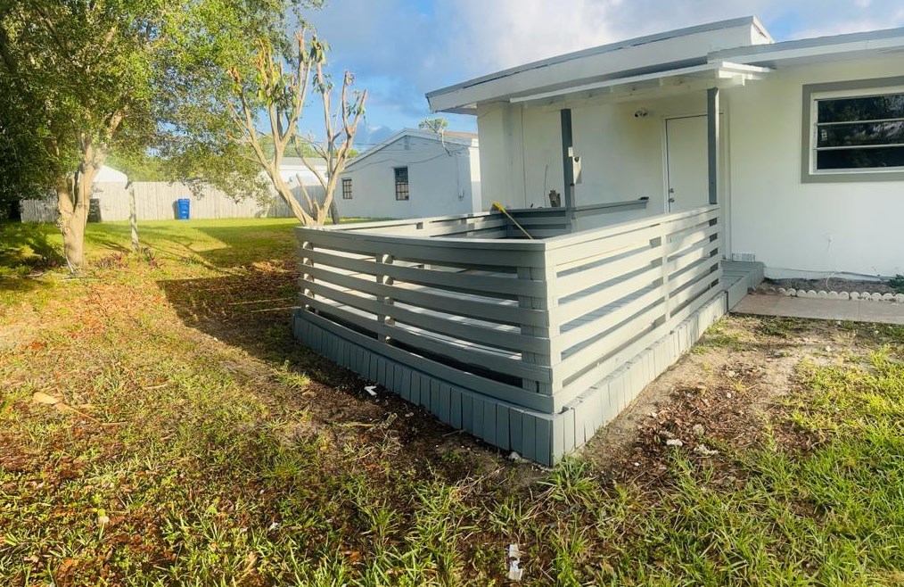17390 Ne 22nd Ave, Miami, FL 33056