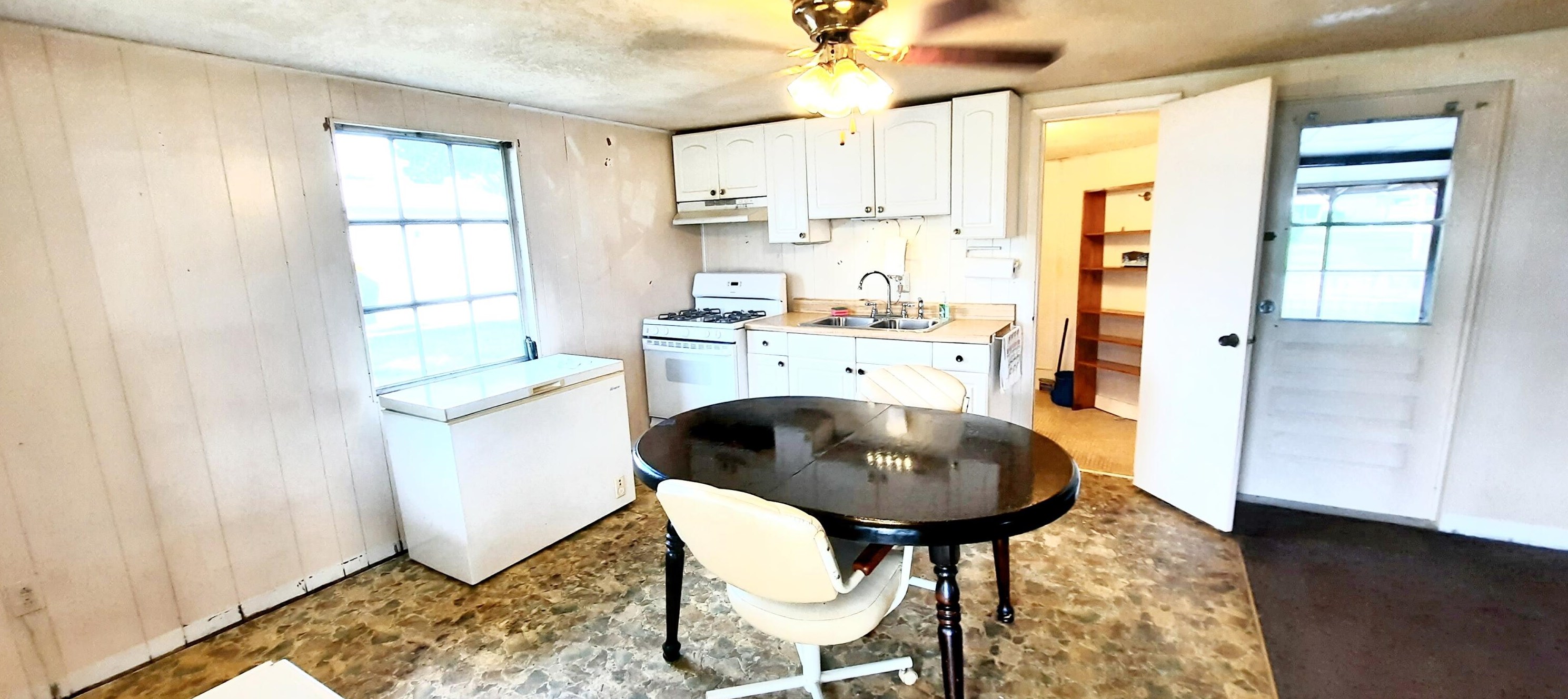 1052 Lime St, Okeechobee FL  34974-0511 exterior