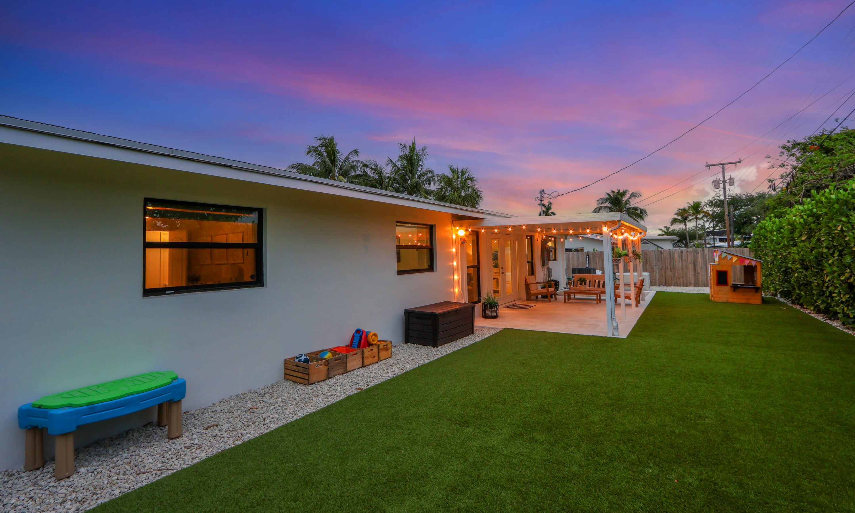 364 Mars Ave, Jupiter, FL 33469