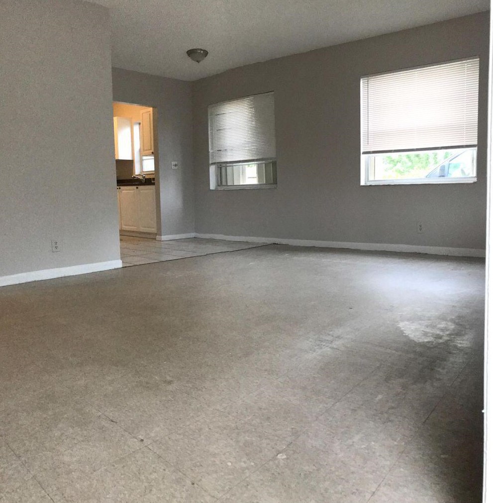 335 Melody Ln, Lake Worth, FL 33462