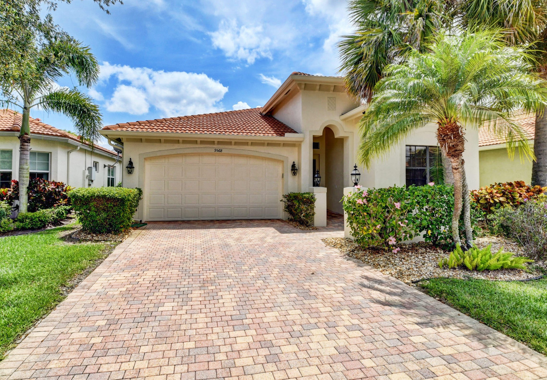 9568 Tivoli Isles Blvd, Delray Beach, FL 33446