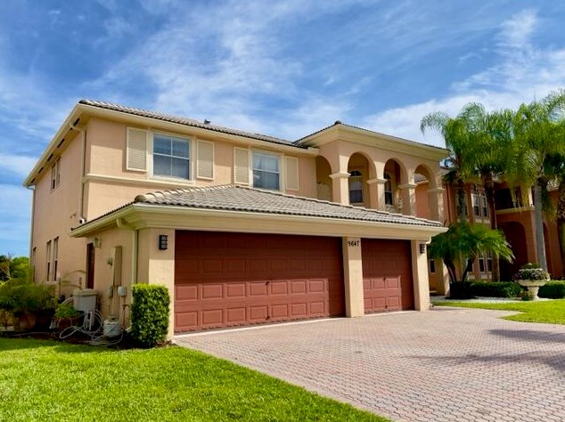 9647 Shepard Pl, West Palm Beach, FL 33414