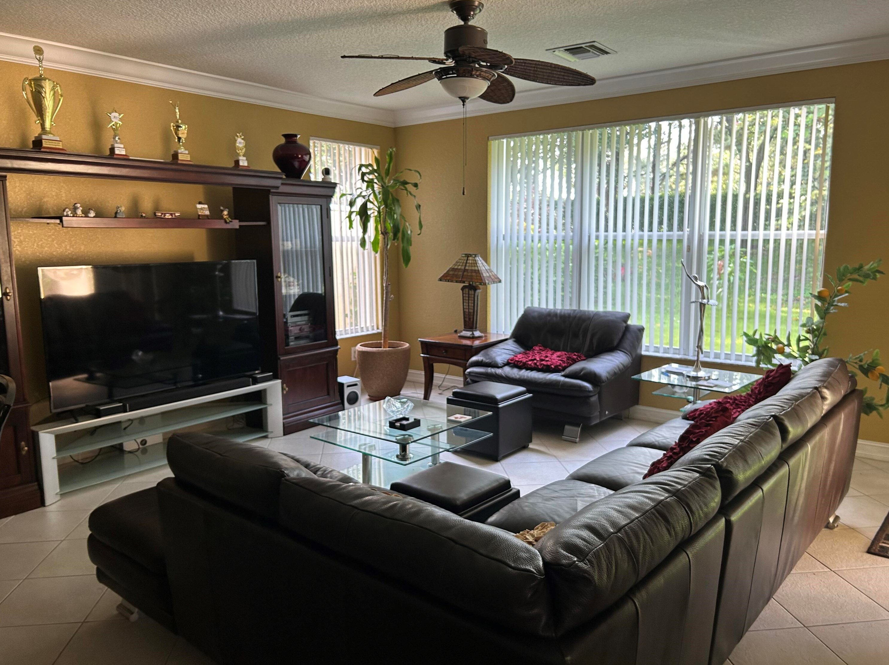 8492 Breezy Oak Way, Boynton Beach, FL 33473