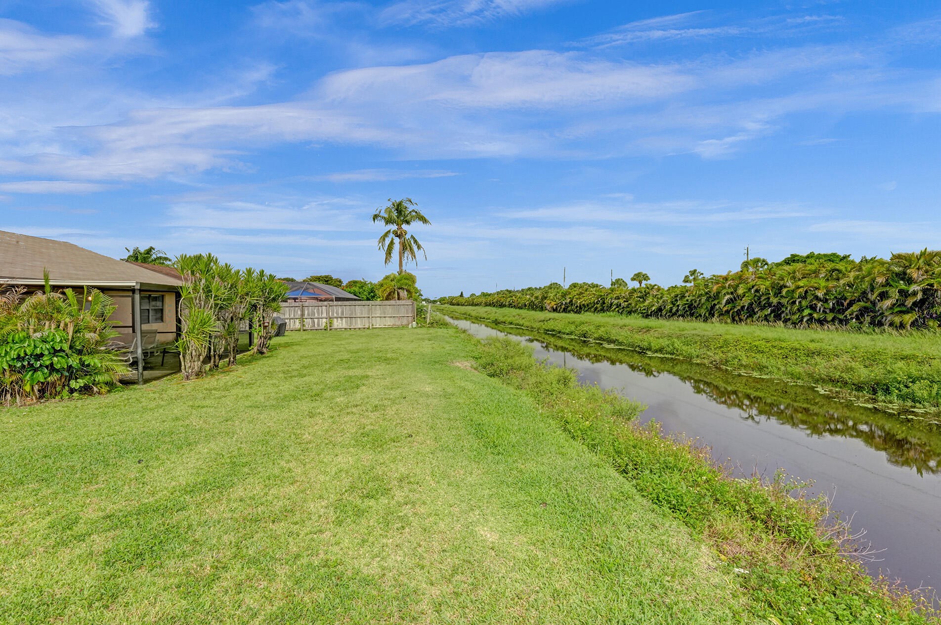 9722 Richmond Cir, Boca Raton FL  33434-2315 exterior