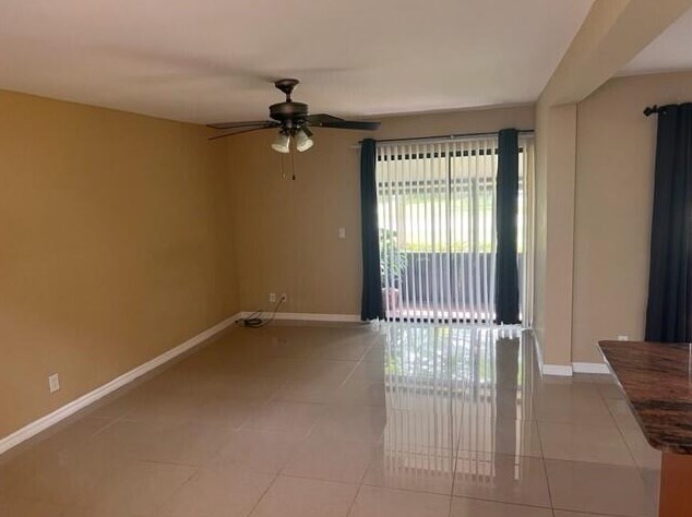 7200 Nw 2nd Ave Apt 29, Boca Raton, FL 33487