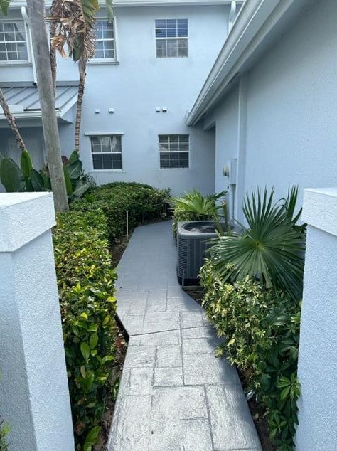 17046 Boca Club Blvd, Boca Raton, FL 33487-1083