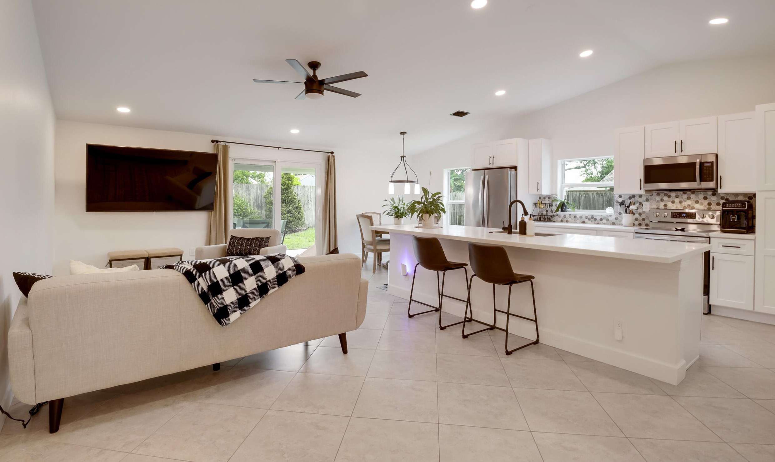 8309 Little Beth Dr W, Boynton Beach, FL 33472