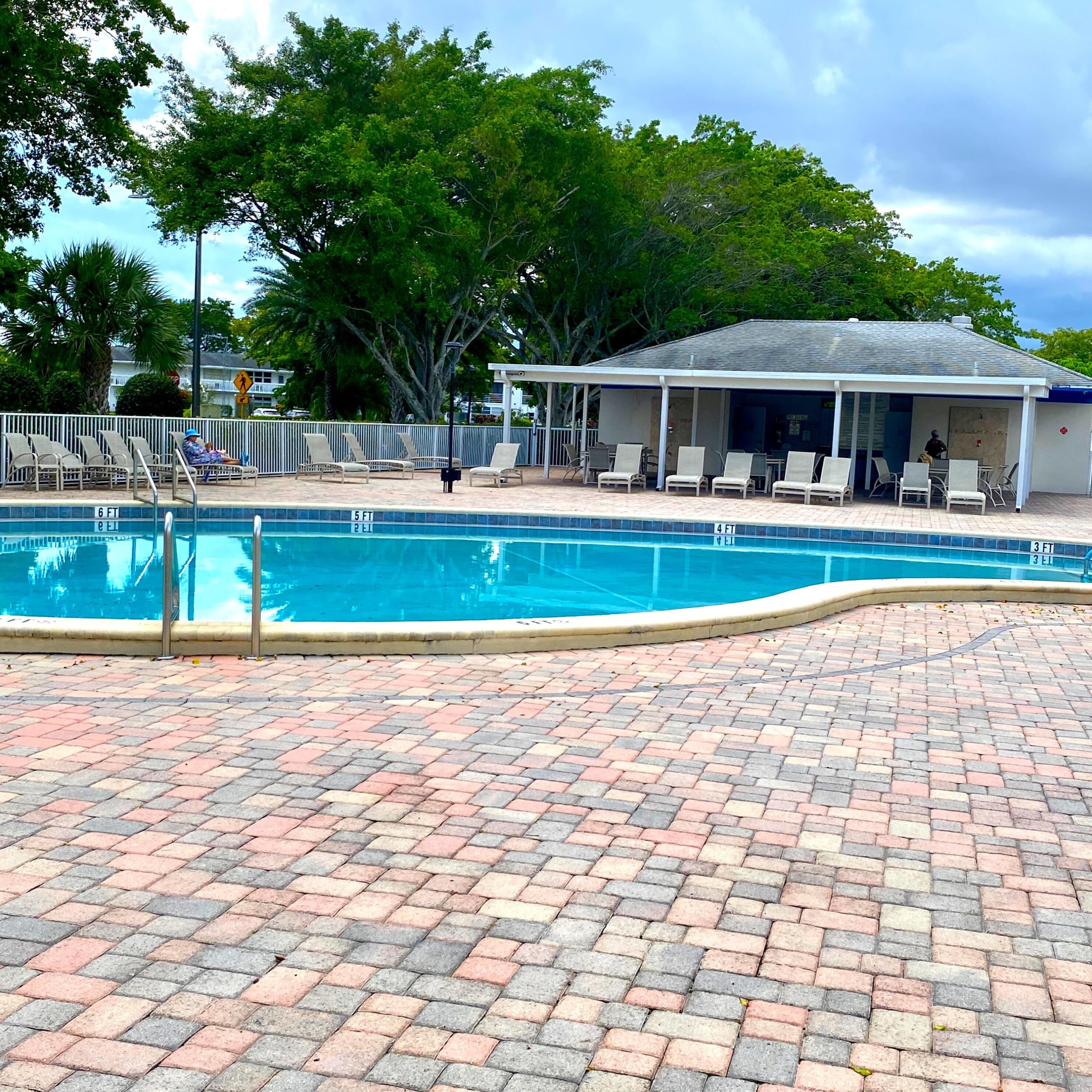 11 Ashby A, Pompano Beach, FL 33442-2813