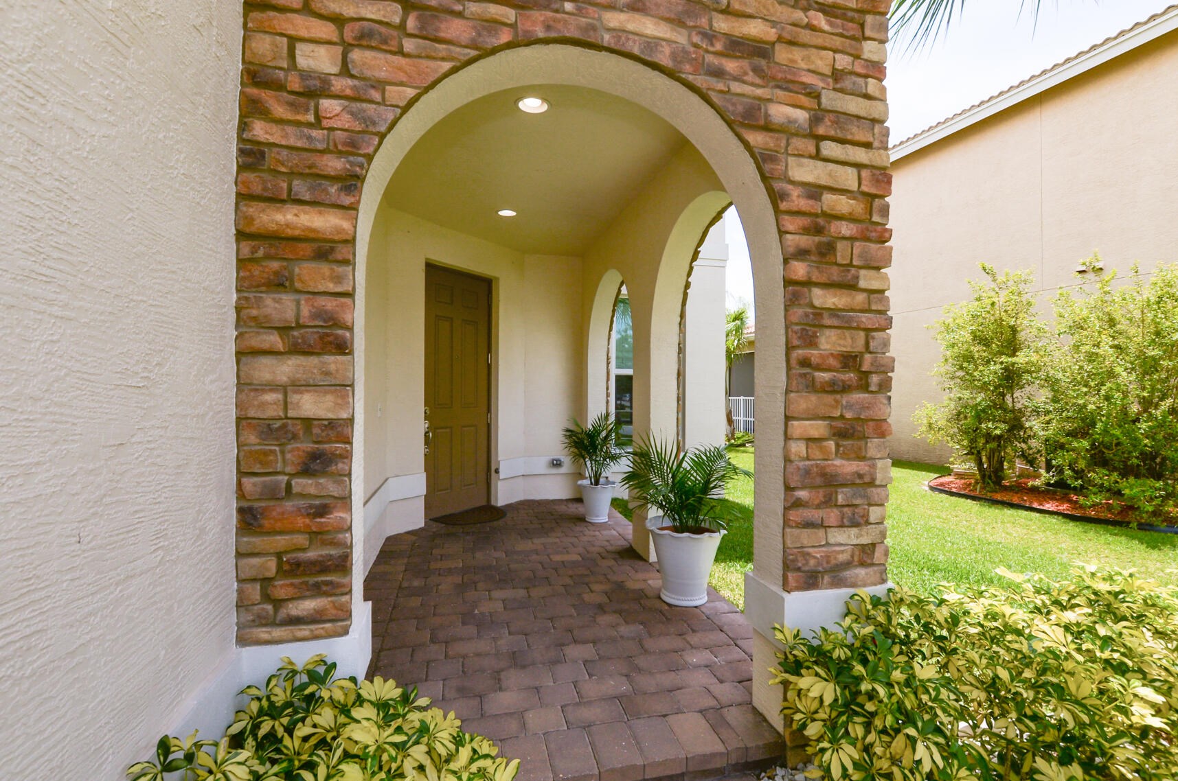 713 Nw Leonardo Cir, Fort Pierce, FL 34986