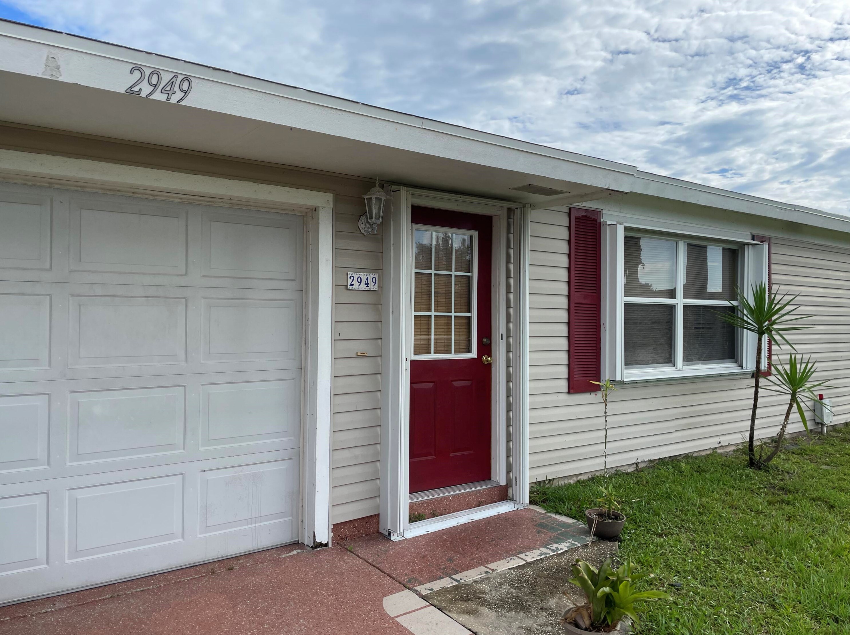 2949 Se Ironton Ave, Fort Pierce, FL 34952