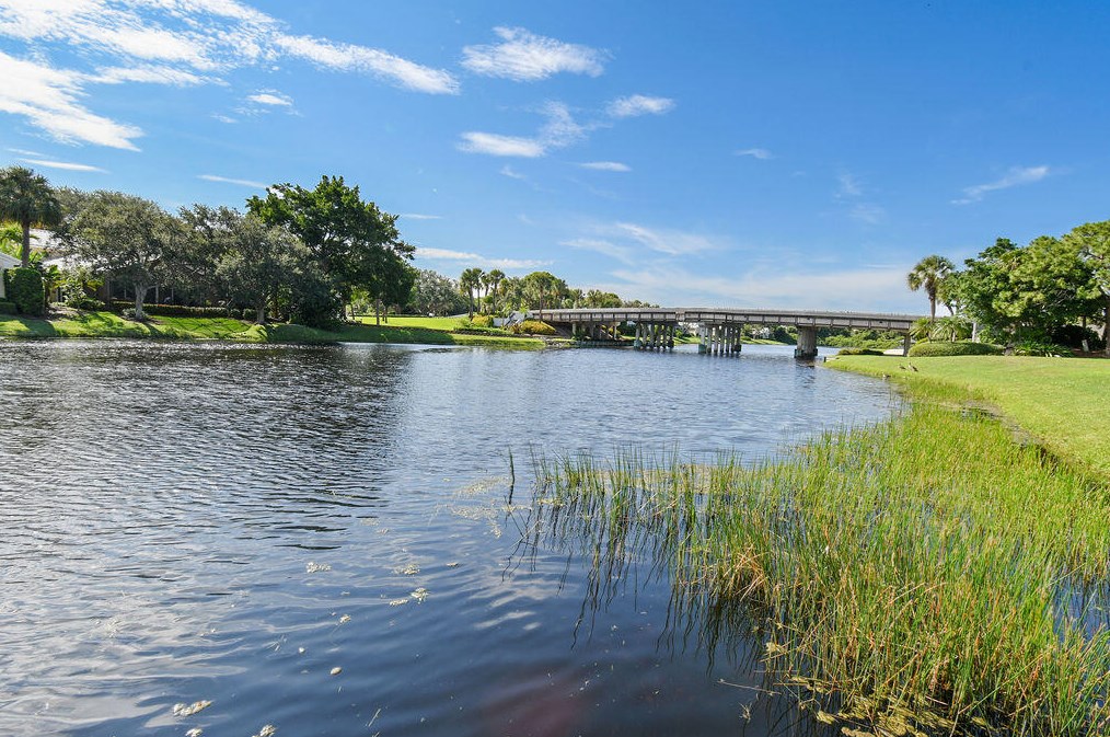 17053 Waterbend Dr, Jupiter FL  33477-5835 exterior