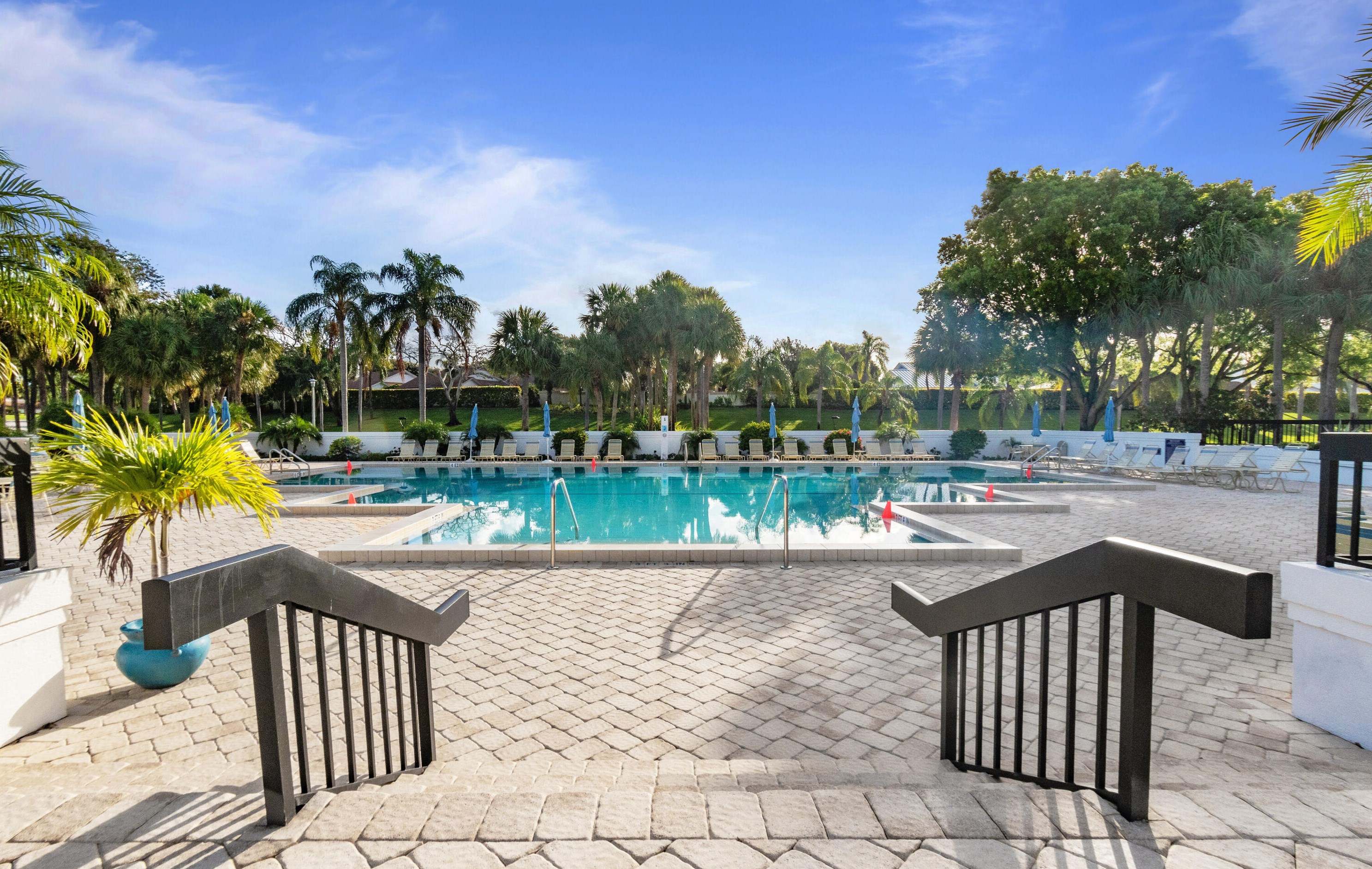 159 Beach Summit Ct, Jupiter FL  33477-9643 exterior