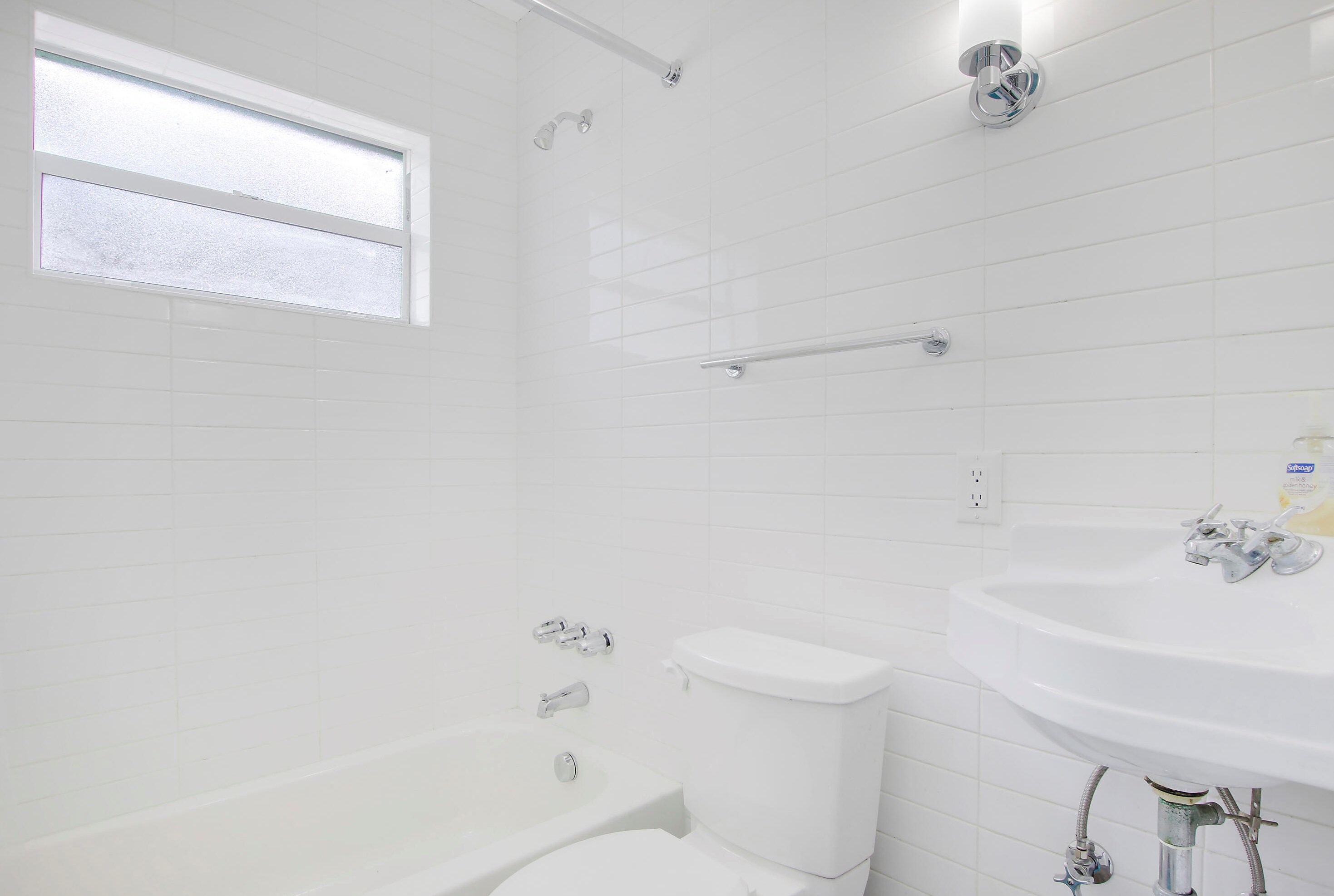 601 D St, Lake Worth FL  33460-2836 exterior