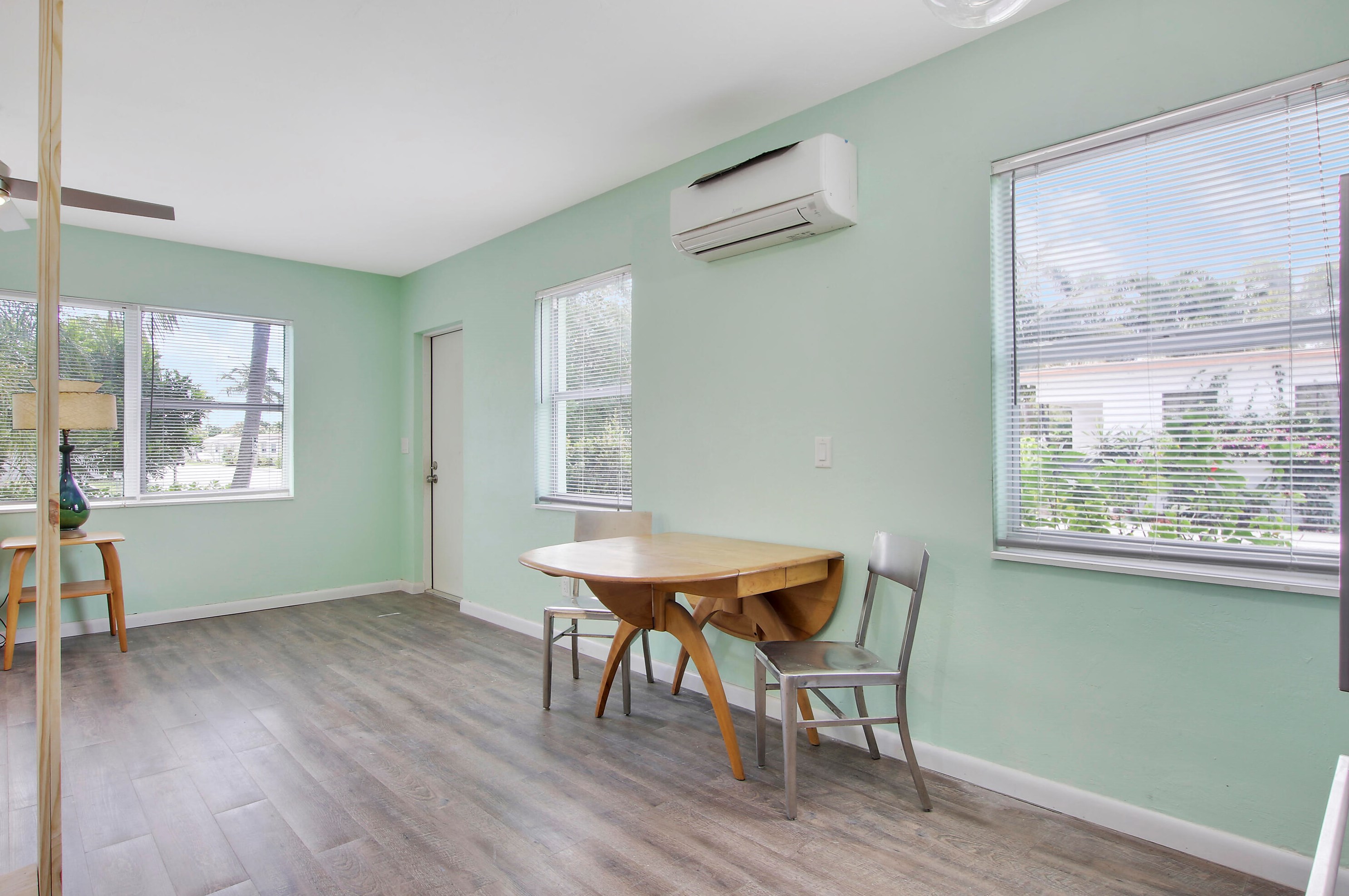 601 D St, Lake Worth FL  33460-2836 exterior