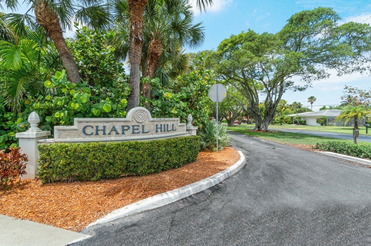 555 25th Ave, Boynton Beach FL  33435-6735 exterior