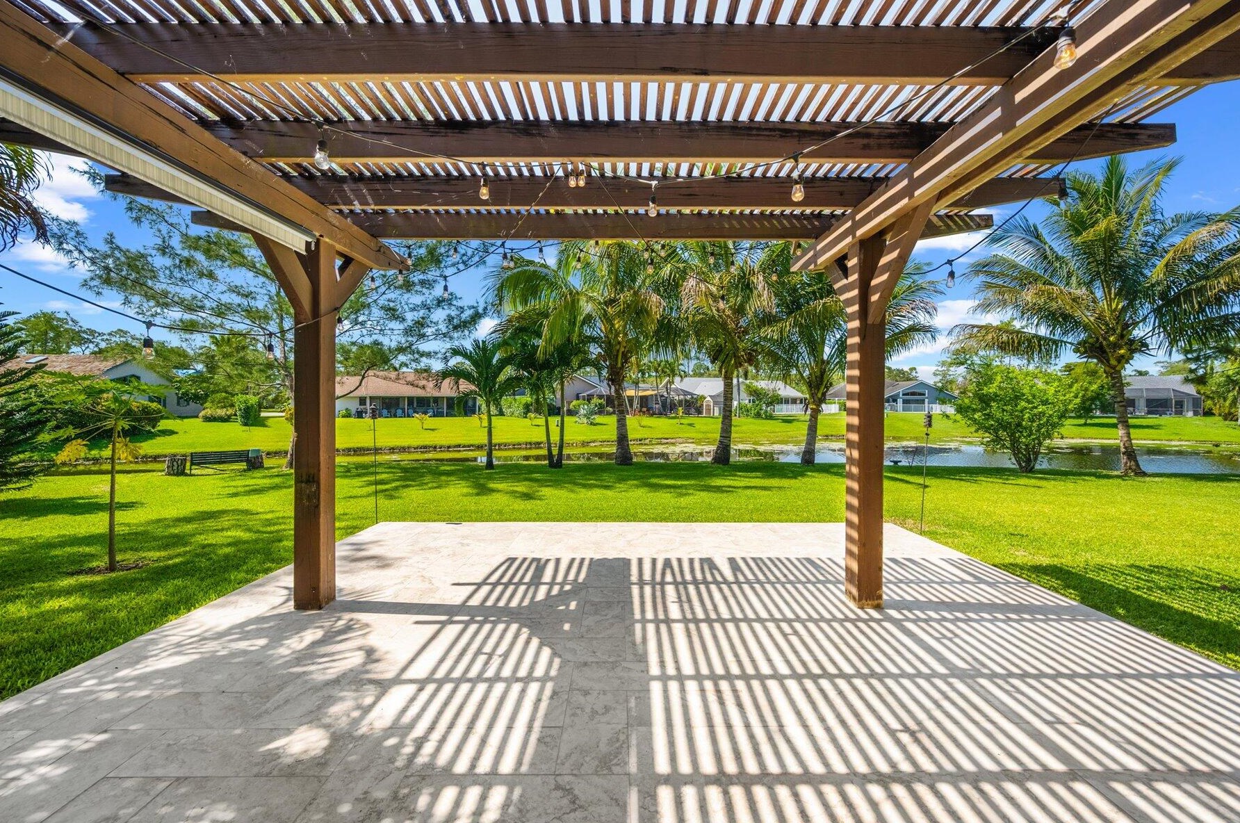 14552 Larkspur Ln, West Palm Beach, FL 33414