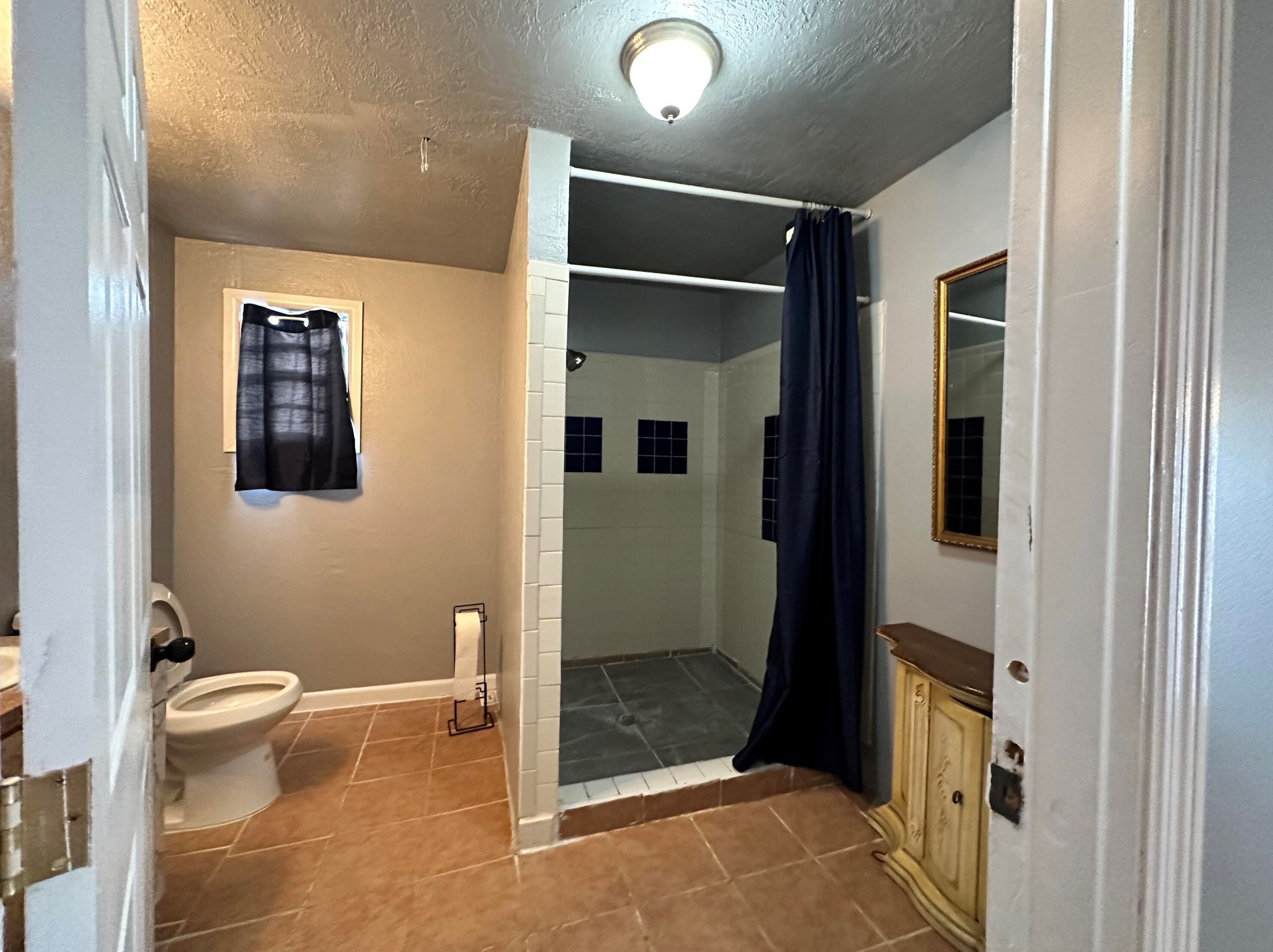 1333 W 33rd St #b, West Palm Beach, FL 33404