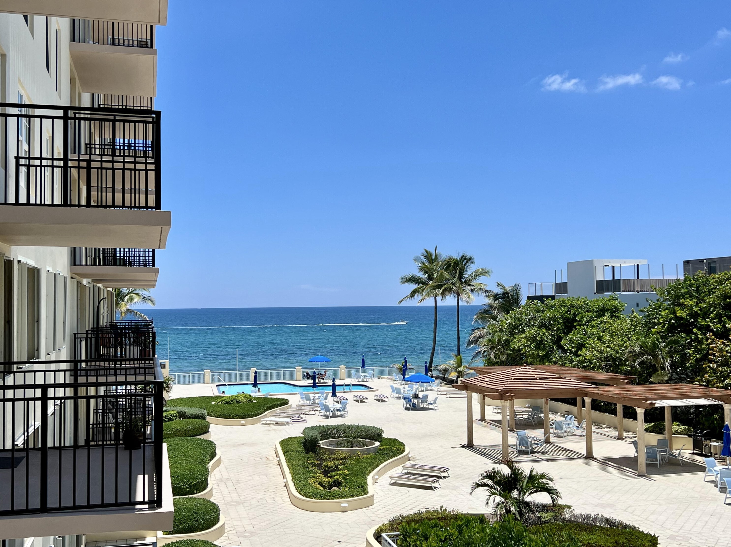 3475 S Ocean Blvd #305, Palm Beach, FL 33480