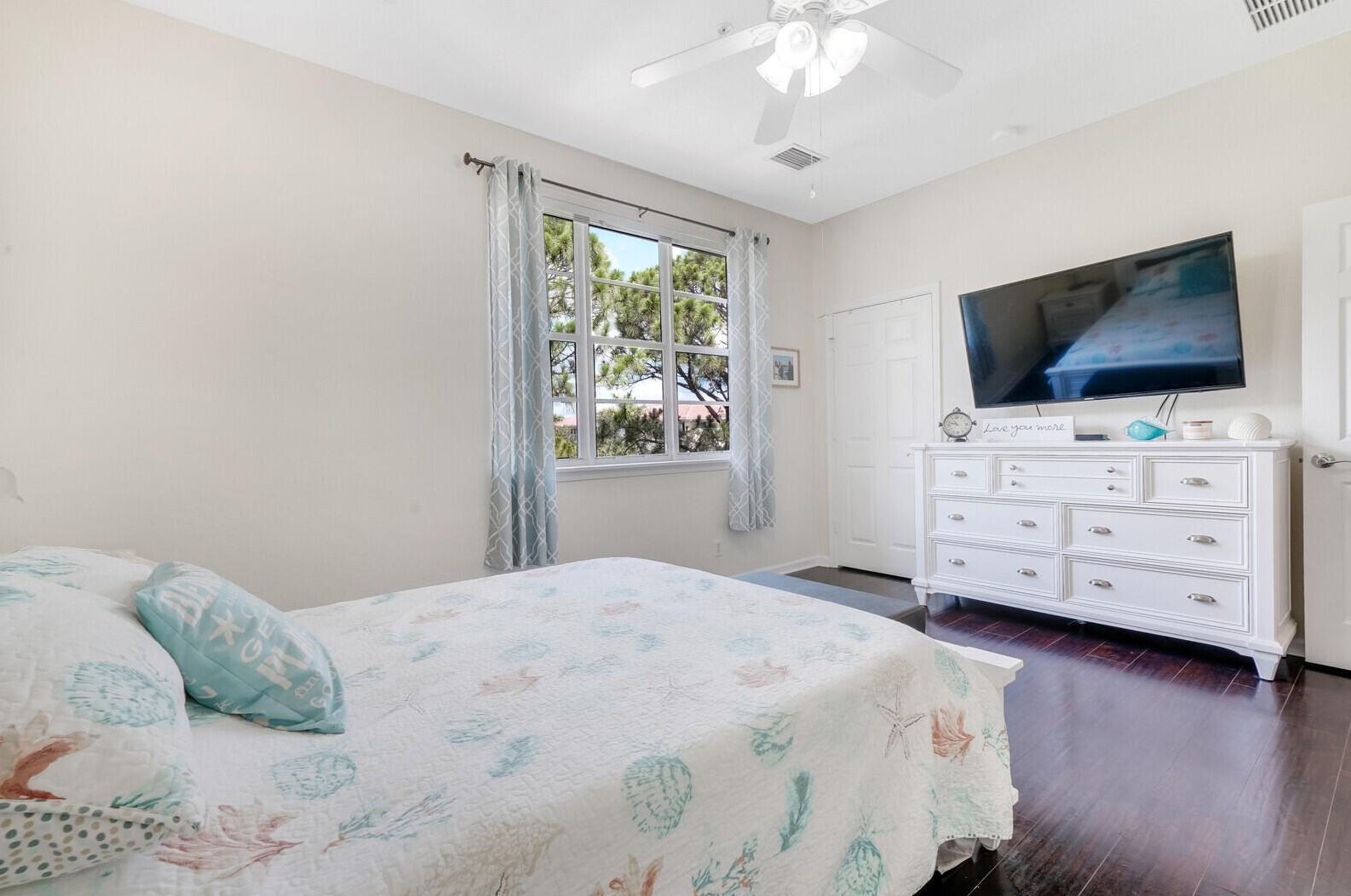 124 Cat Rock Ln, Jupiter FL  33458-2836 exterior