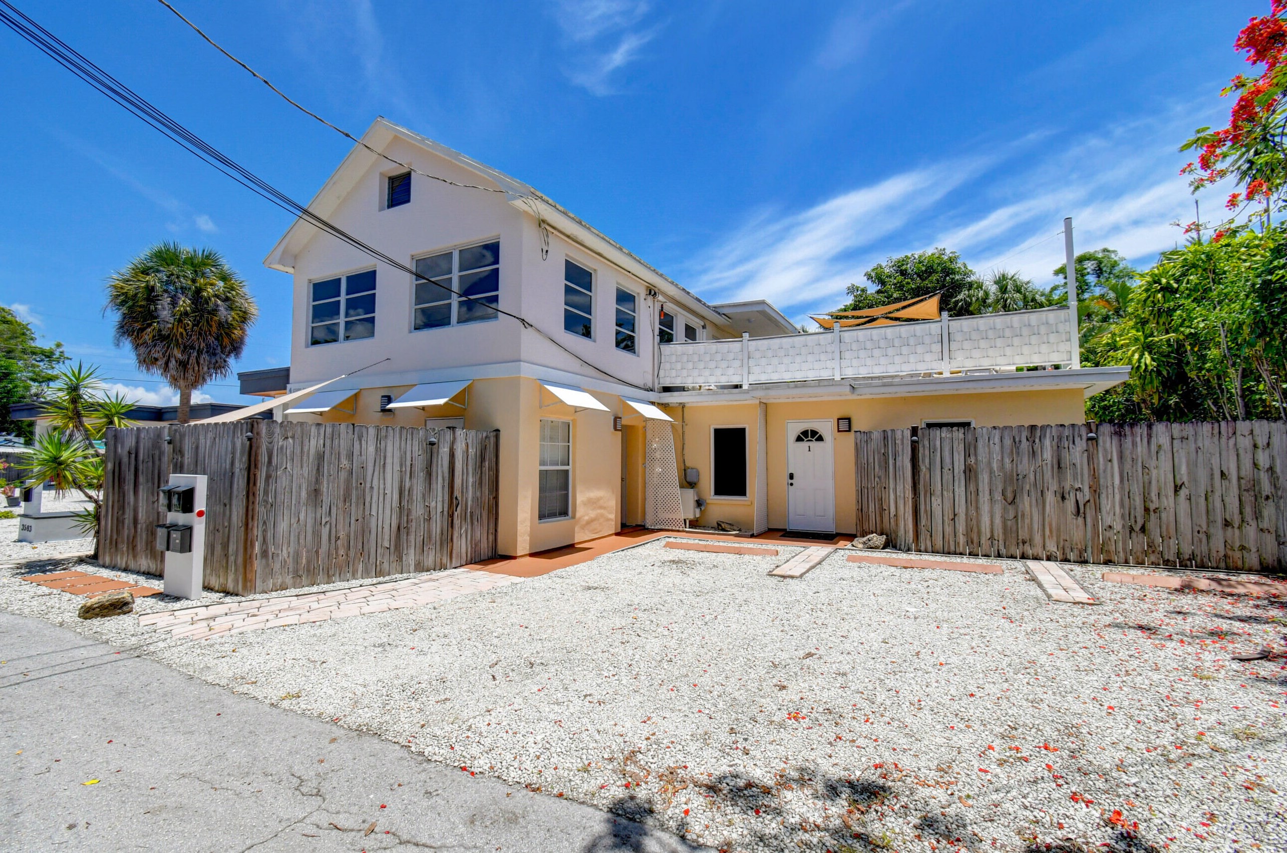4 Gibbs Rd #1, Delray Beach, FL 33483
