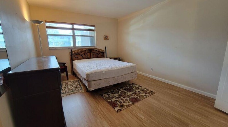 201 Brittany E, Delray Beach, FL 33446