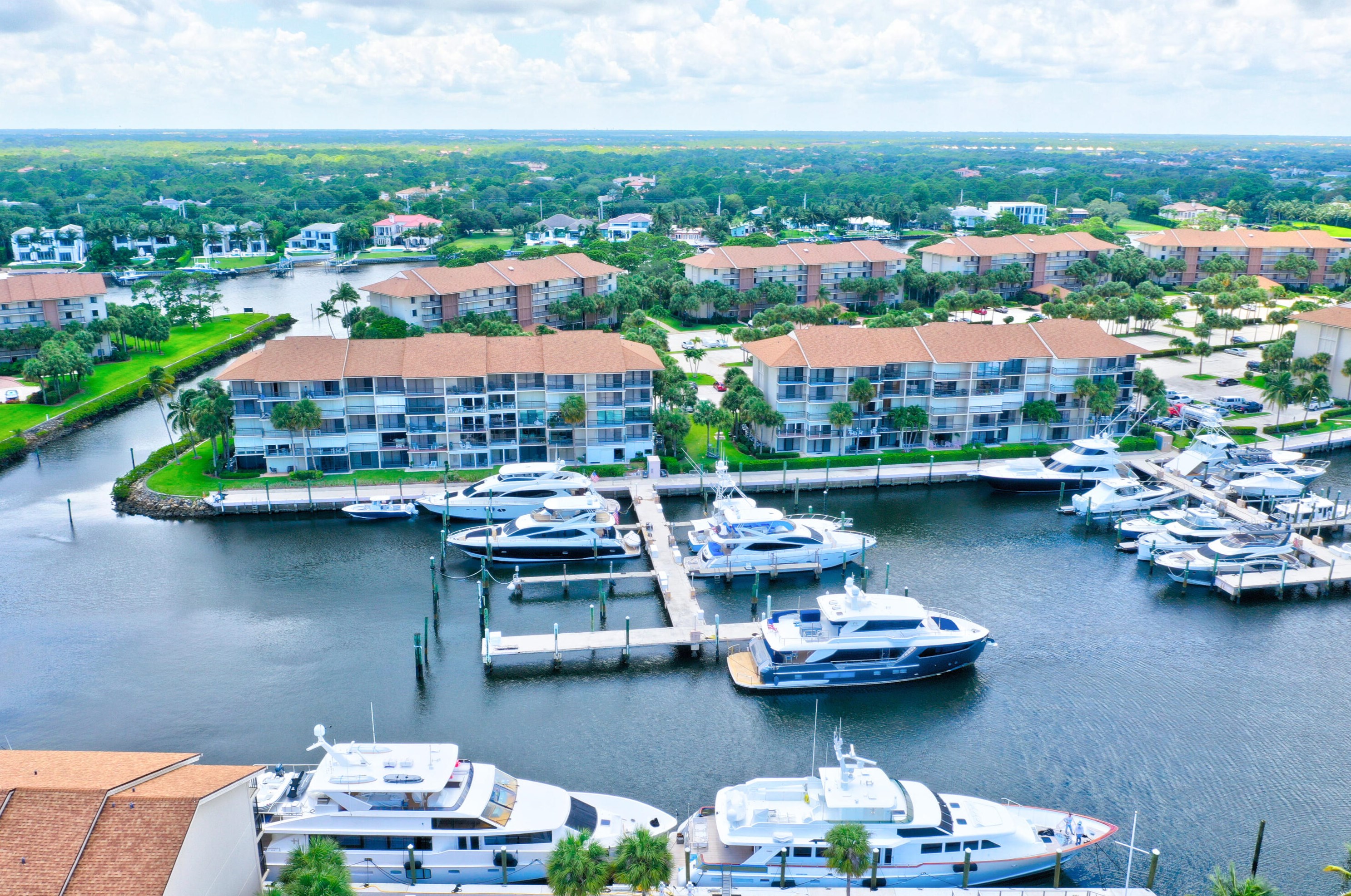 1301 Seafarer Cir #505, Jupiter, FL 33477