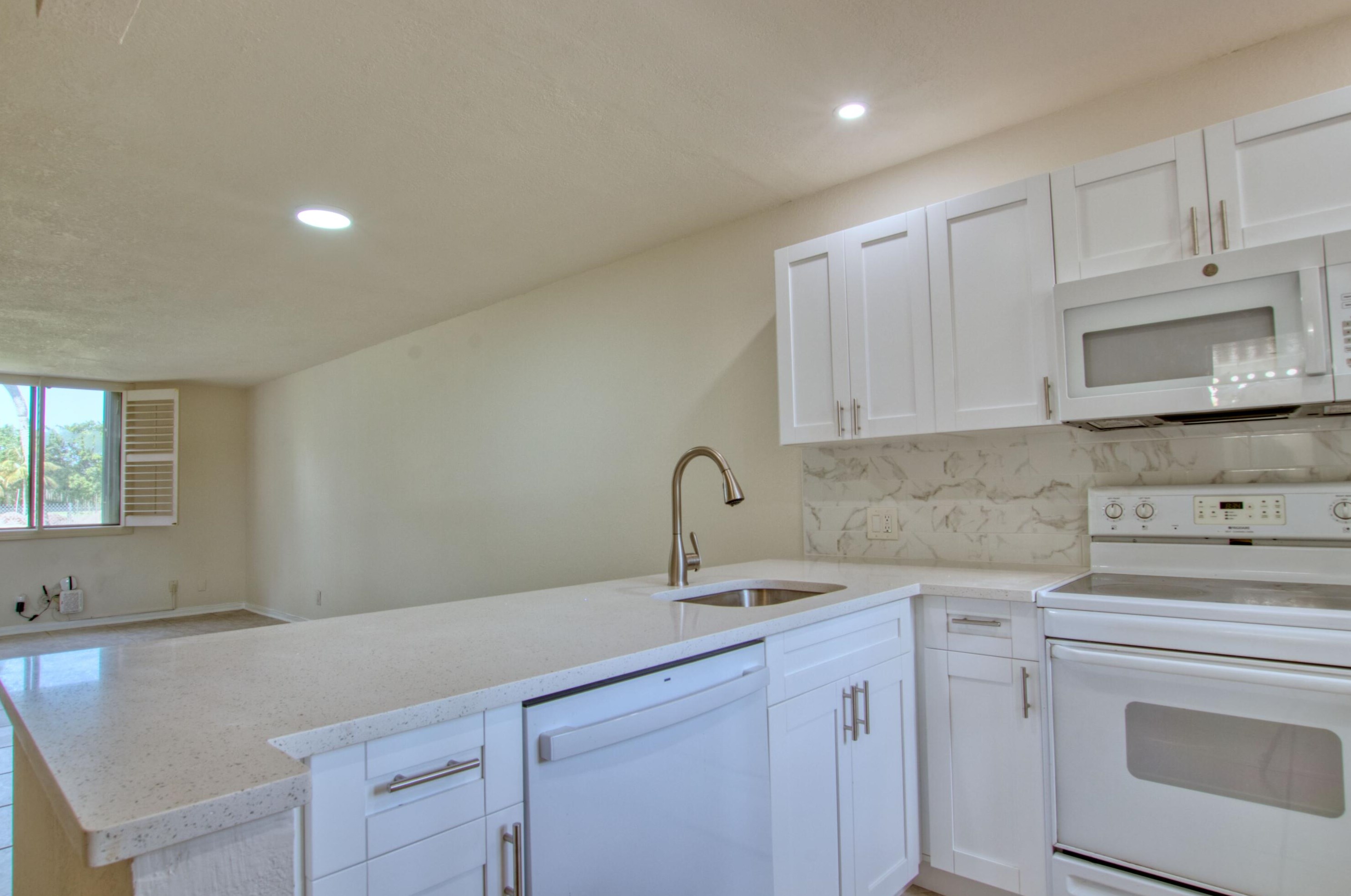 4393 Trevi Ct #108, Lake Worth, FL 33467