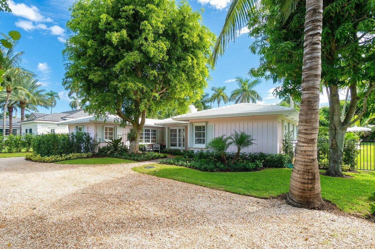 3247 Polo Dr, Delray Beach, FL 33483