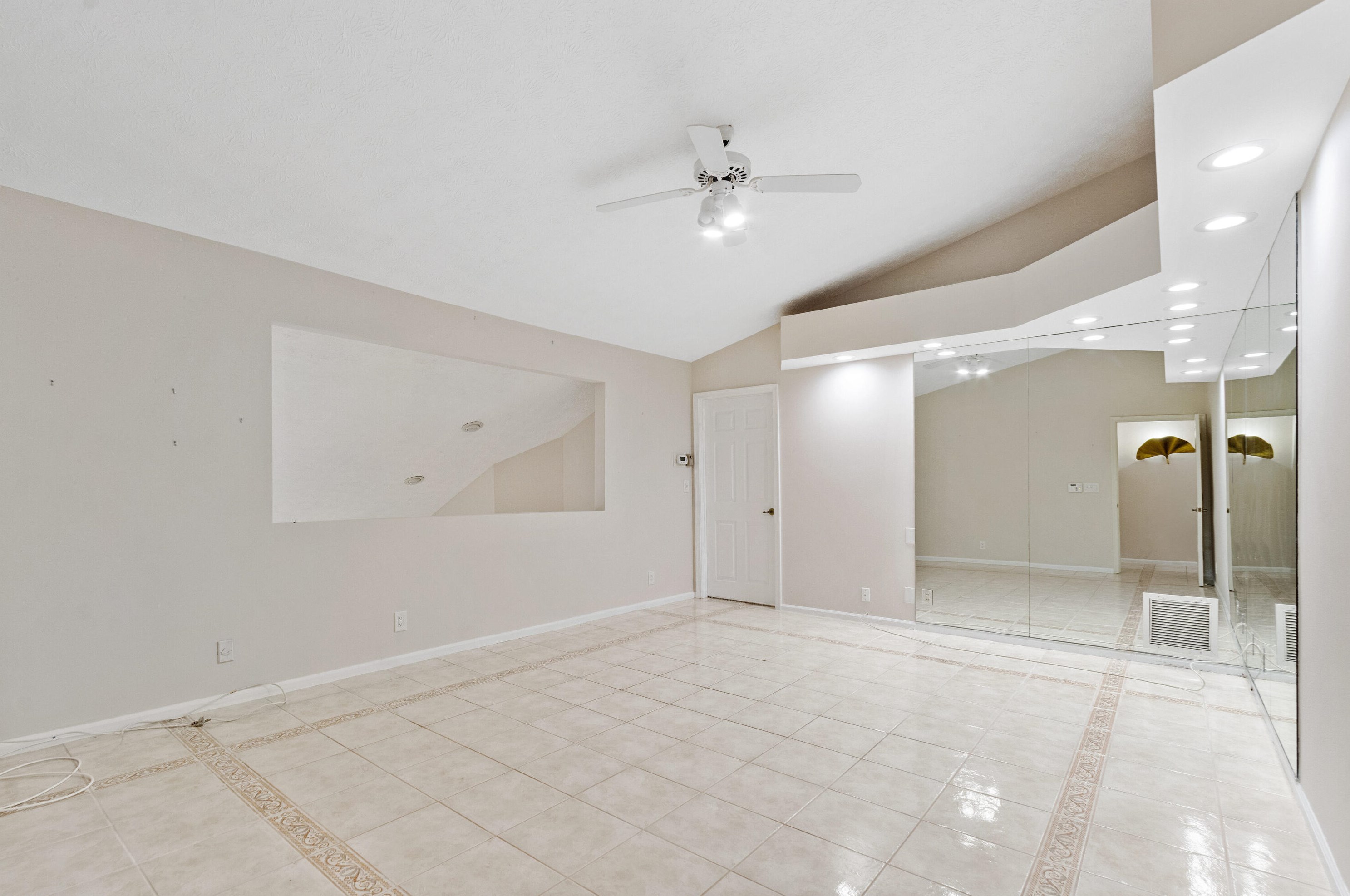 22590 Meridiana Dr, Boca Raton FL 33433-6315 exterior