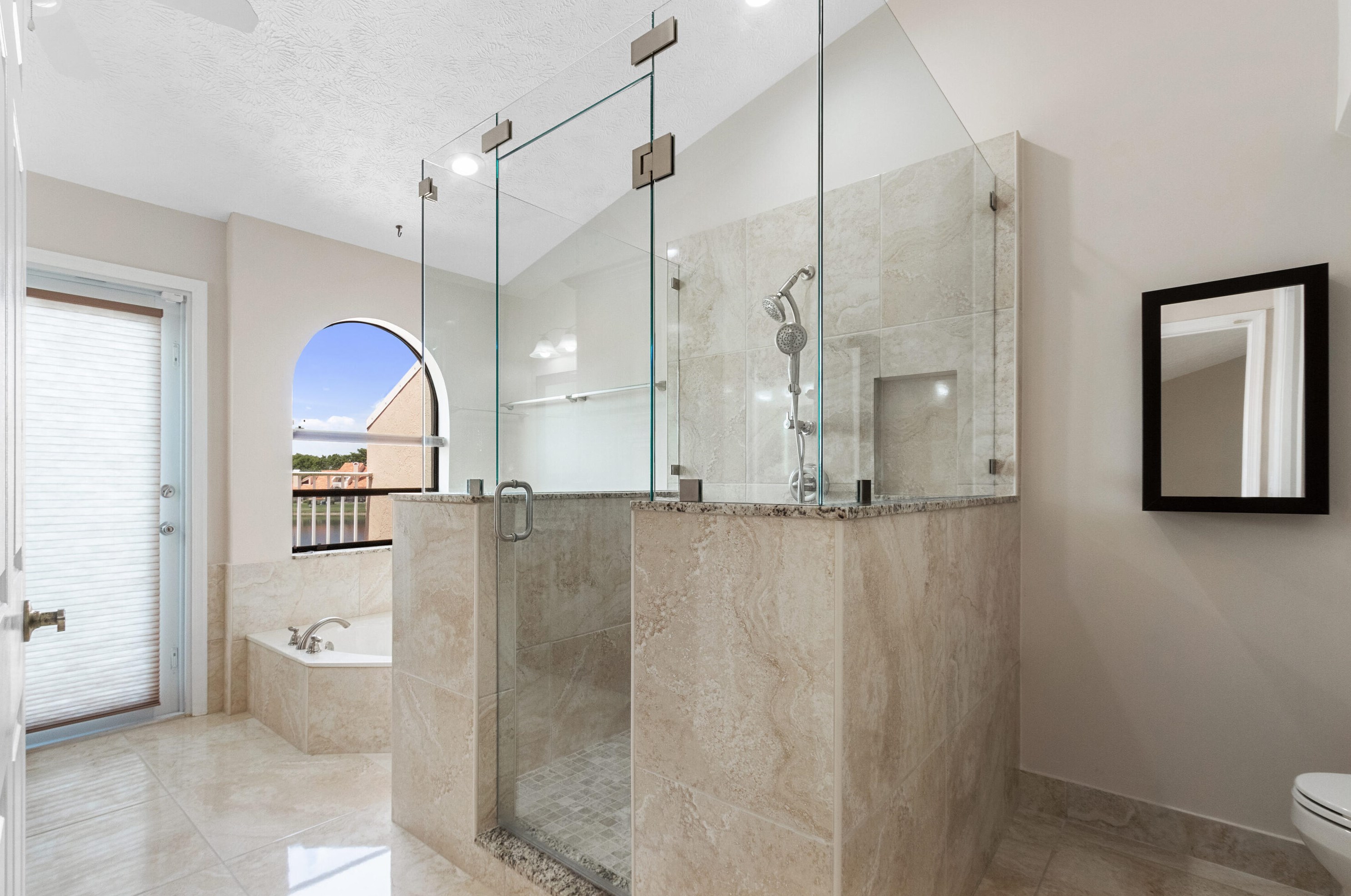 22590 Meridiana Dr, Boca Raton FL 33433-6315 exterior