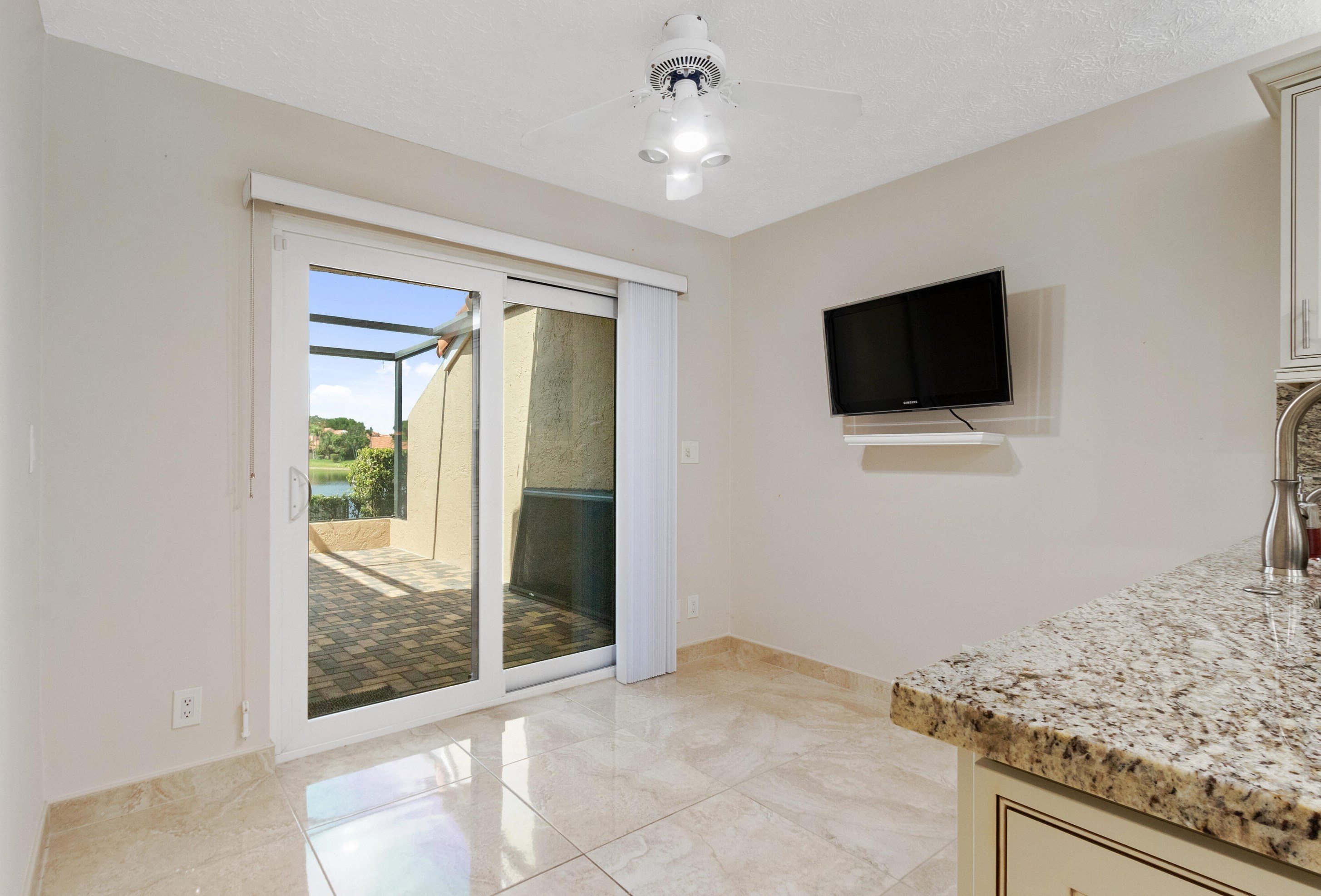 22590 Meridiana Dr, Boca Raton FL 33433-6315 exterior