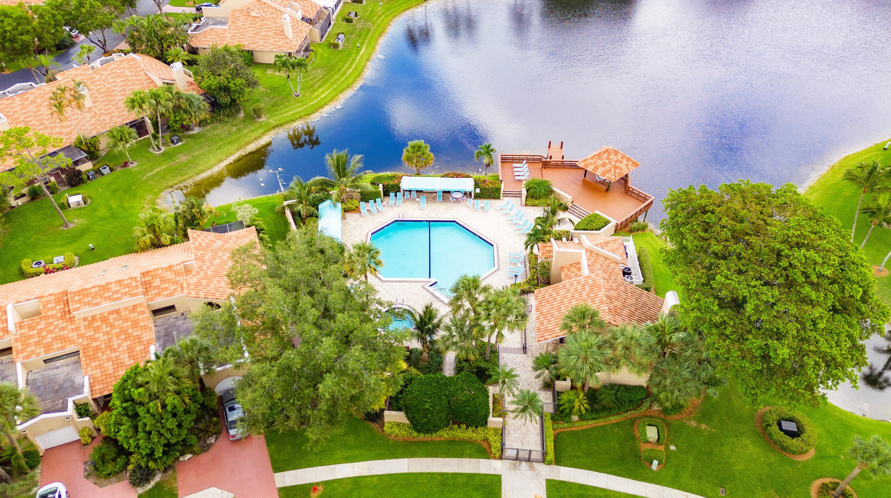 22590 Meridiana Dr, Boca Raton FL 33433-6315 exterior
