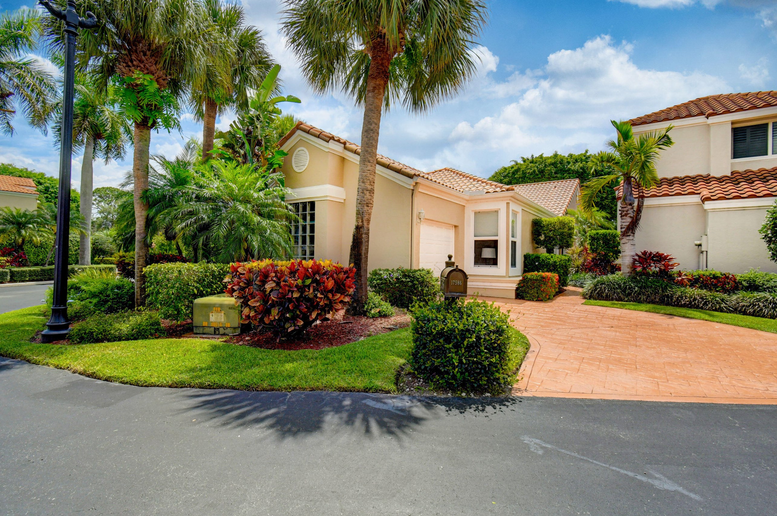 17586 Tiffany Trace Dr, Boca Raton, FL 33487
