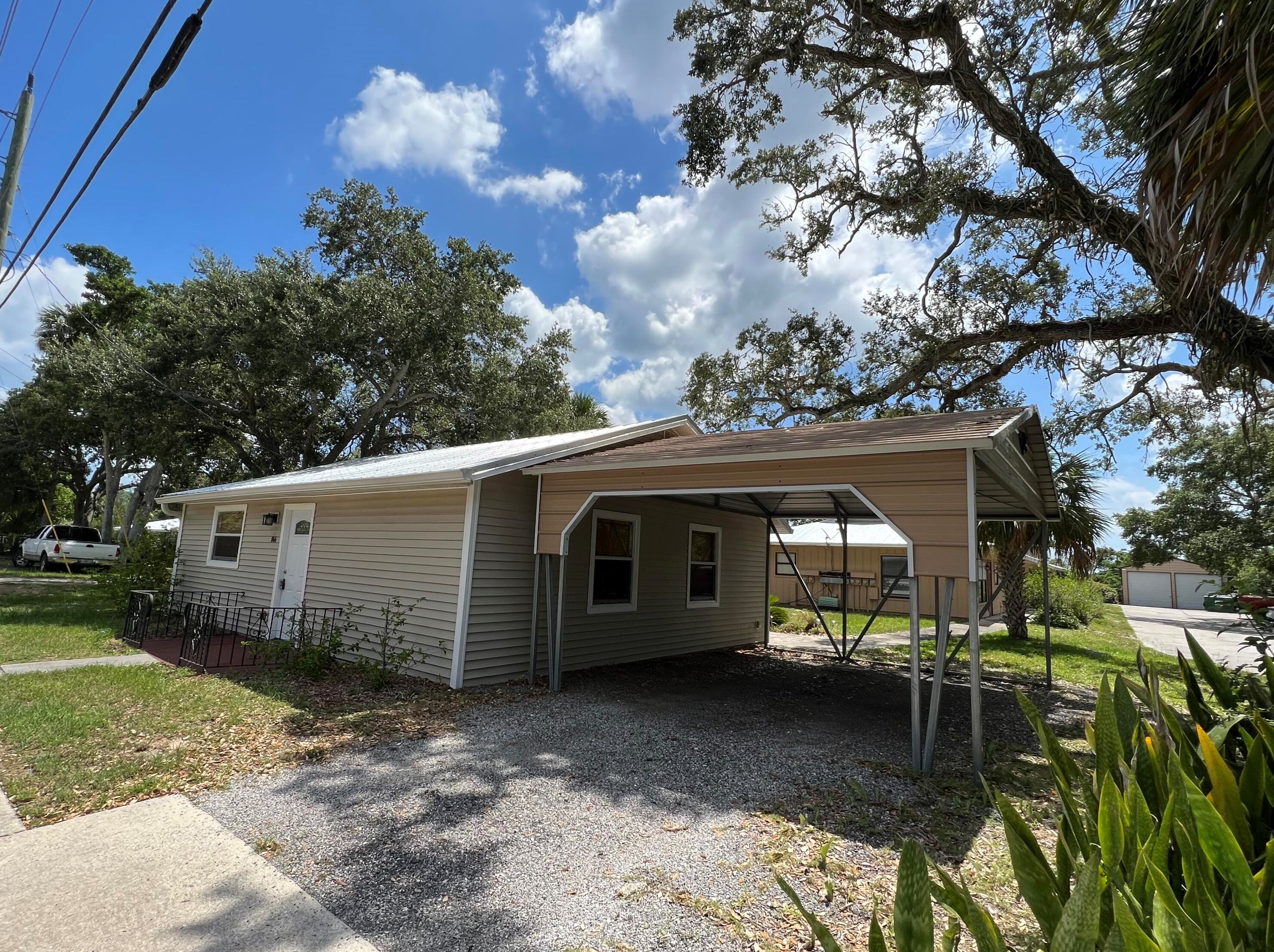 944 Louisiana Ave, Sebastian, FL 32958