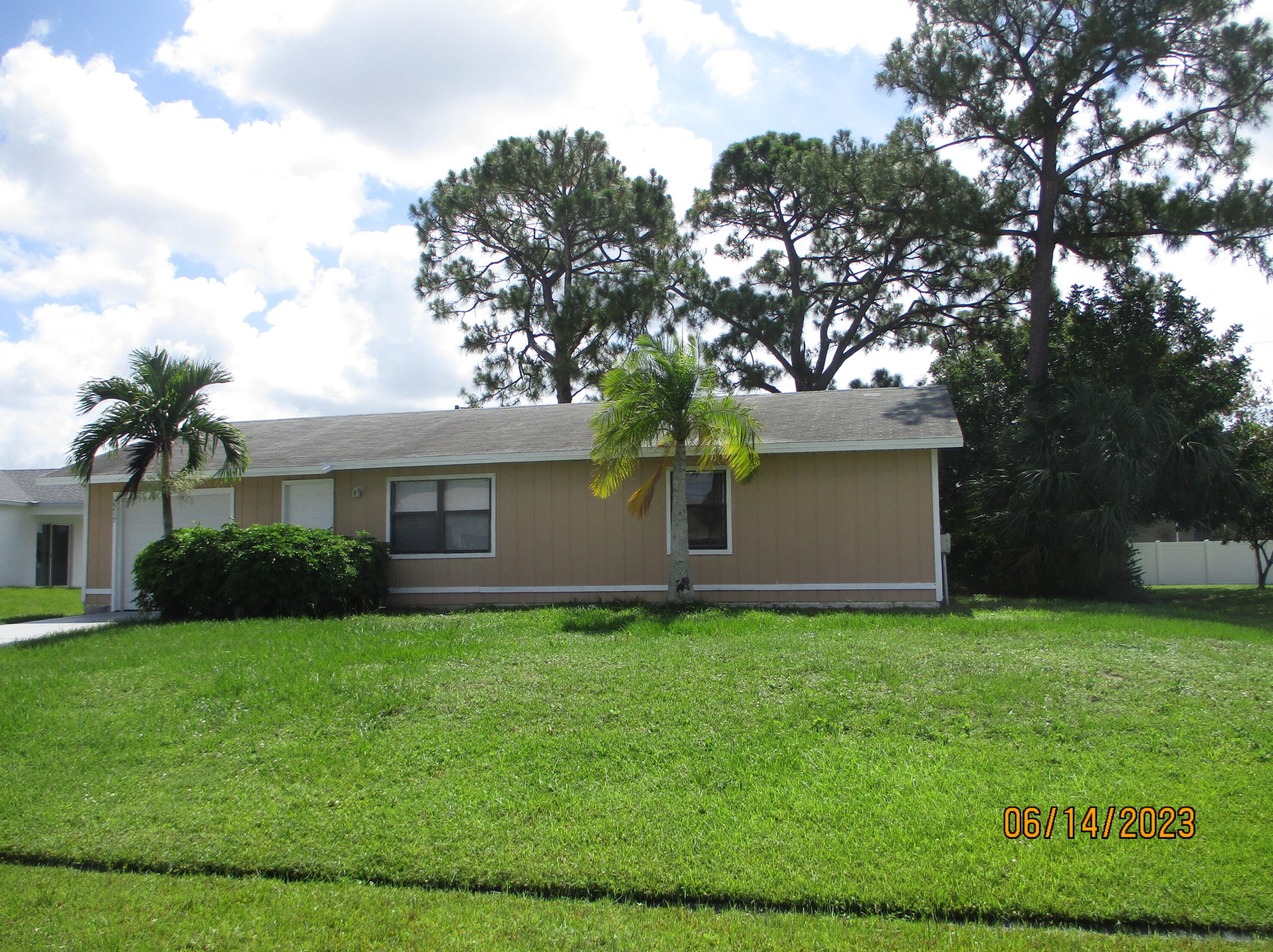 2219 Sw Franklin St, Fort Pierce, FL 34953