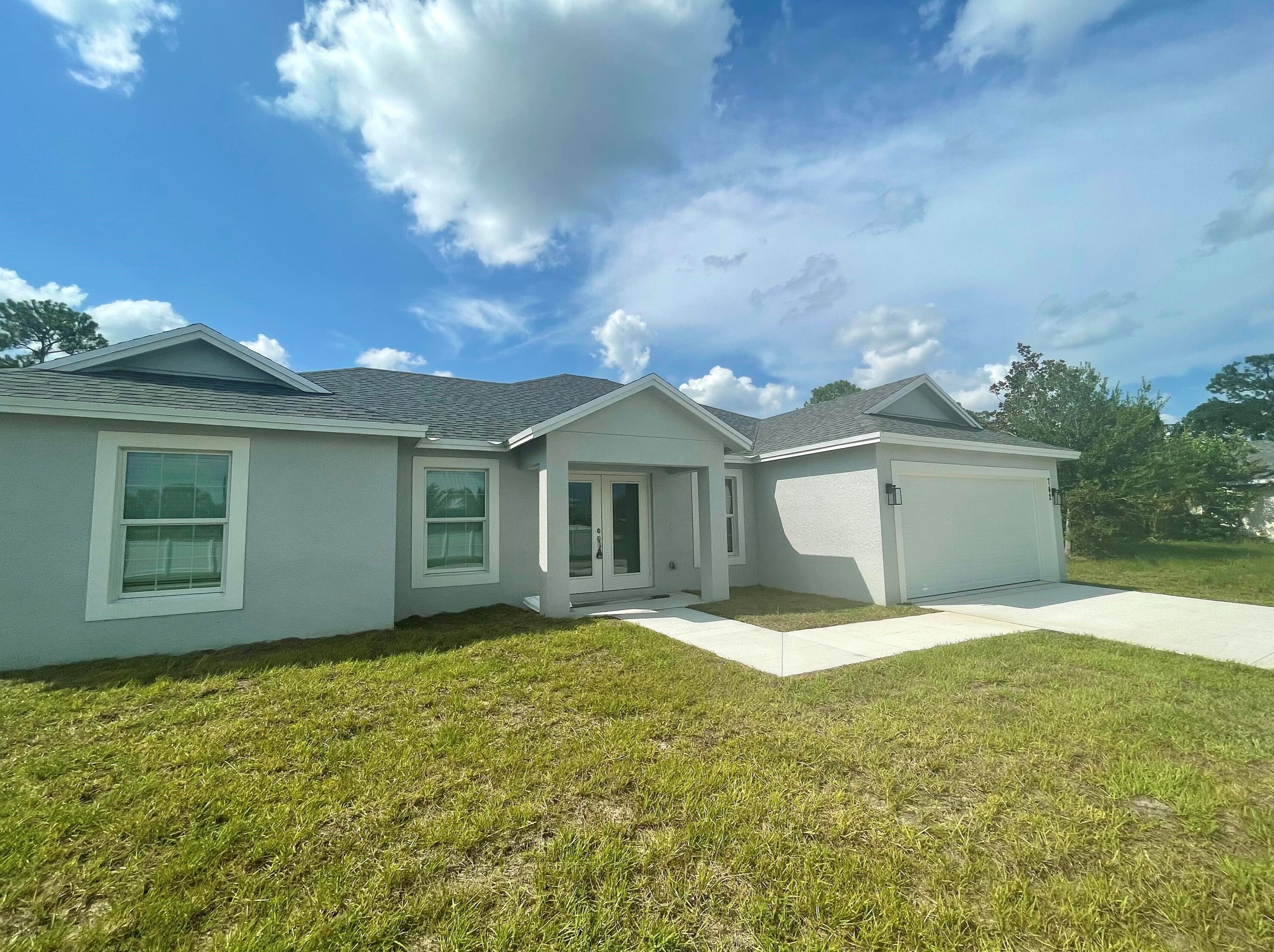 742 Nw Fairhaven Dr, Fort Pierce, FL 34983