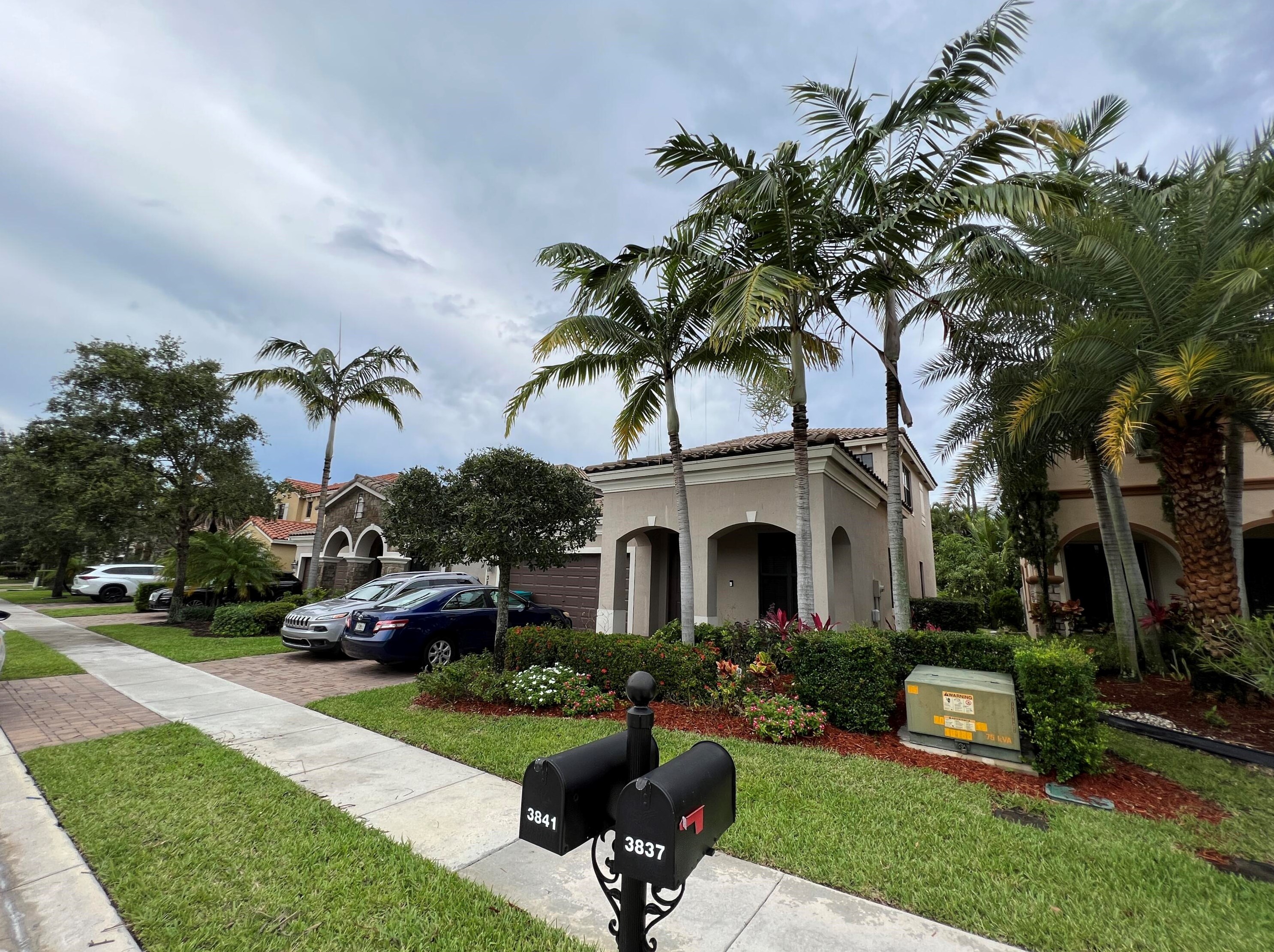 3841 Aspen Leaf Dr, Boynton Beach, FL 33436