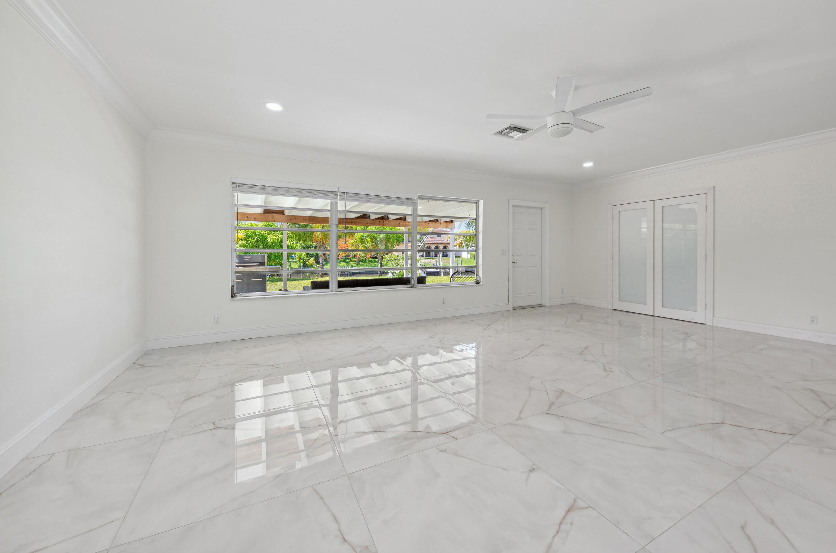 2615 Colgate Ln, Lake Worth, FL 33460-6315