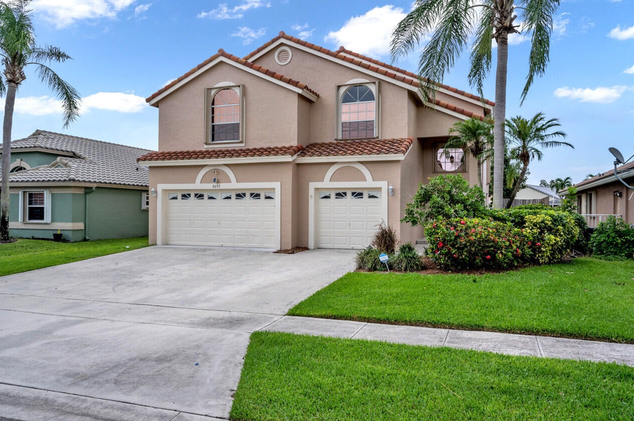 8632 Windy Cir, Boynton Beach FL  33472-5125 exterior