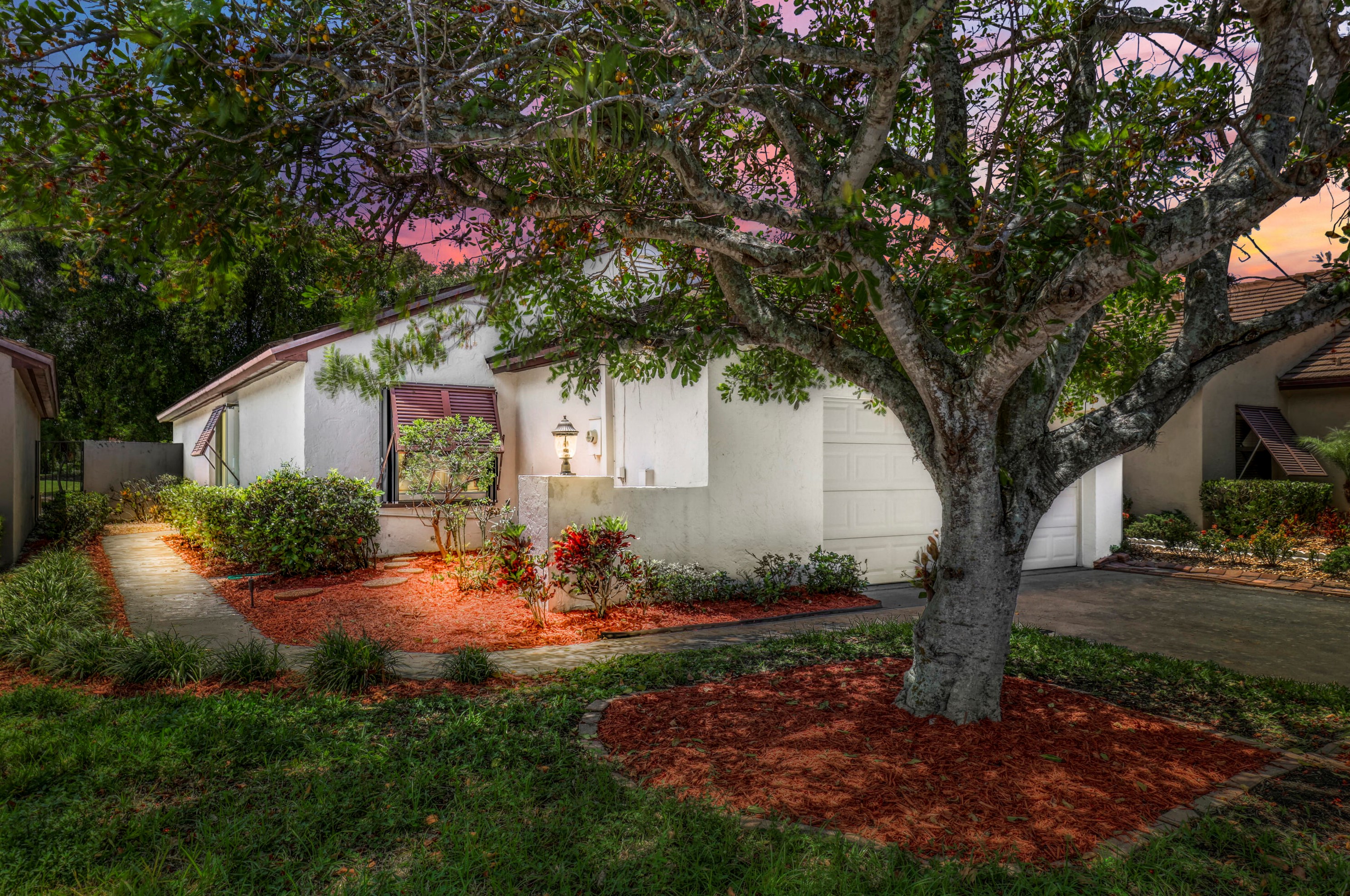58 Ironwood Way, West Palm Beach, FL 33418-3740