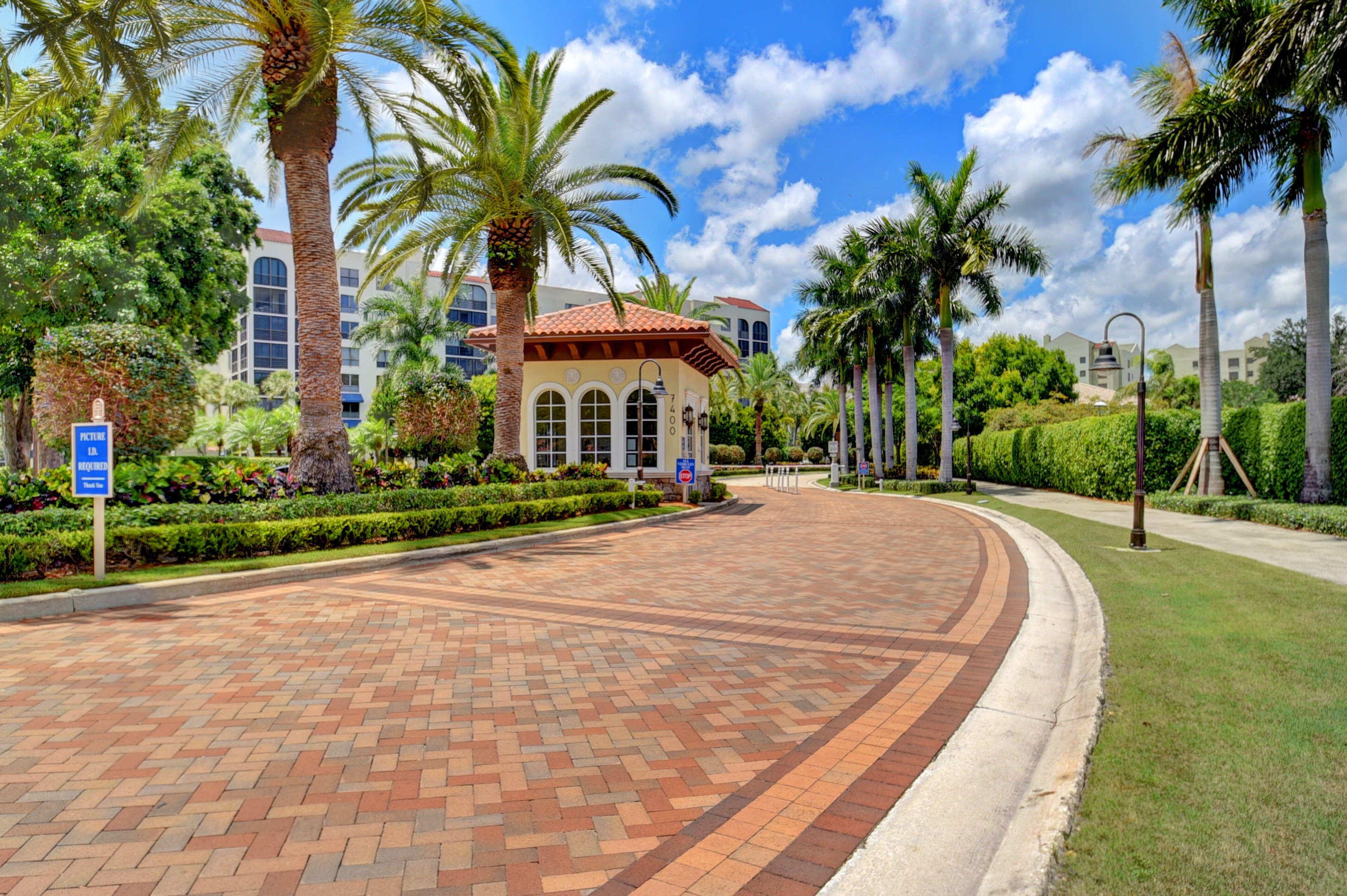 7161 Promenade Dr, Boca Raton FL  33433-6949 exterior